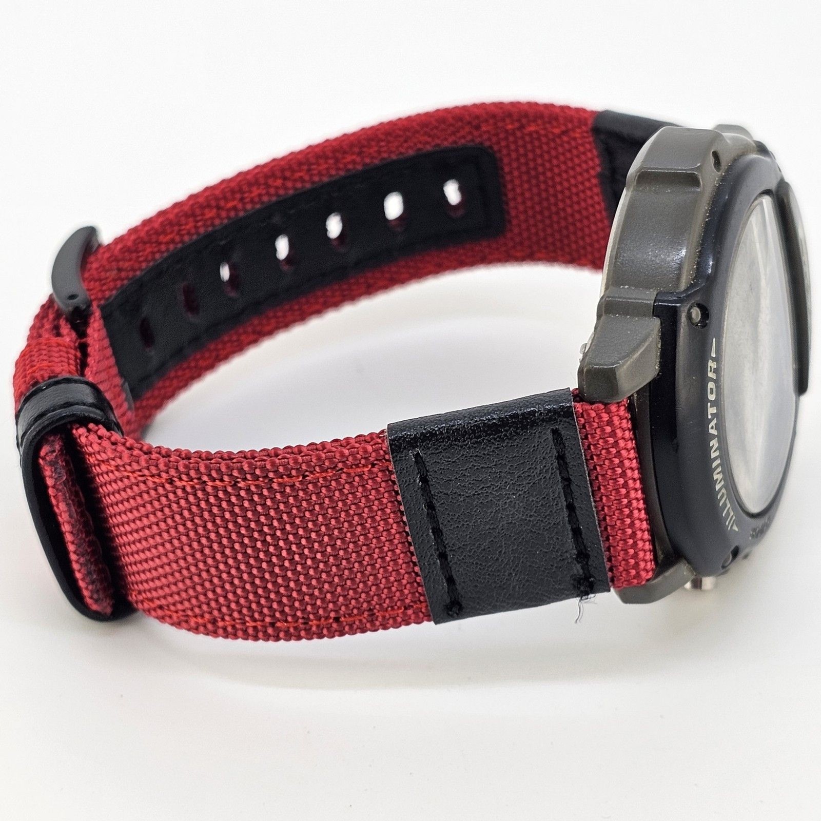VTG Men’s Casio Digital Watch 44MM Gray Case New Red Black Canvas Bands