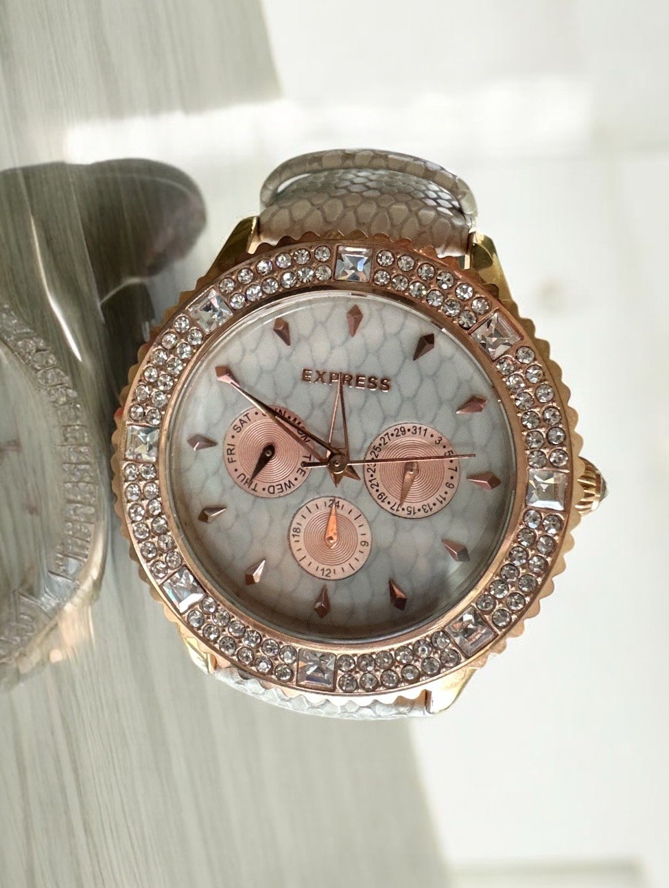 Express FMDEX1430 Crystal Bezel Snakeskin Pattern Rose Gold Women’s Chronograph