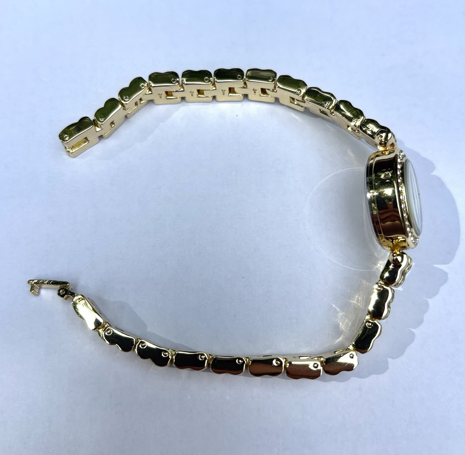 Women Gold Tone Quartz Bracelet Watch Emerald Green Dial Gem, with real Diamond