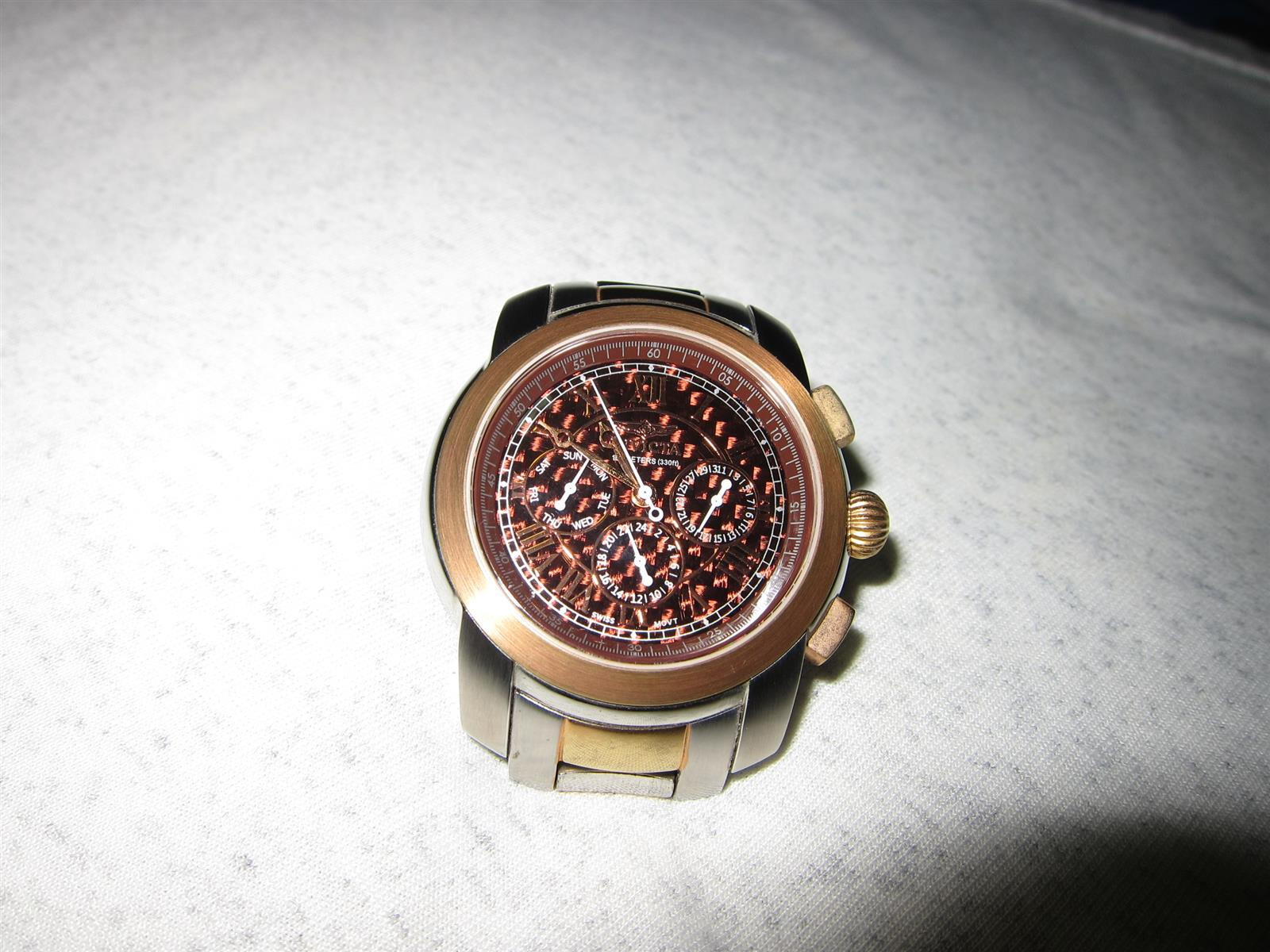 Invicta Men’s Watch Model 4060 Gold/Brown Silver Carbon Fiber Swiss MOVT Quartz
