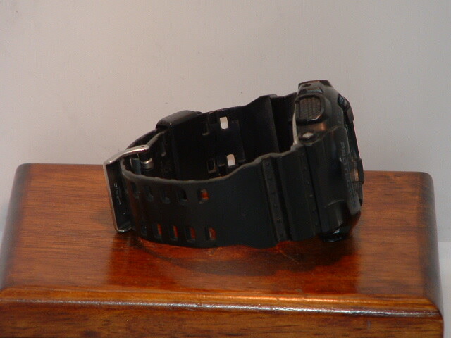 Pre-Owned Men’s Black Casio G-Shock GD-100 Digital Watch