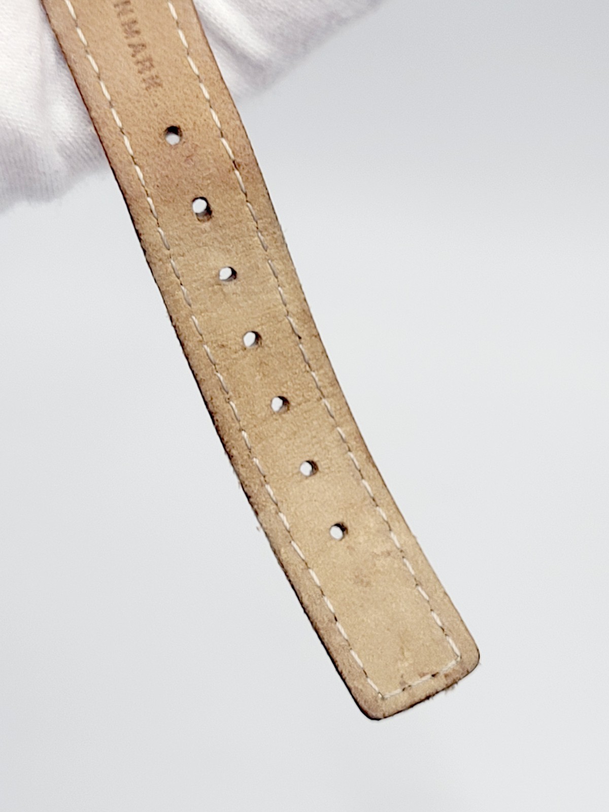 28mm Skagen MK348SGLT8B Mother of Pearl Dial Beige Leather Strap Women’s Watch