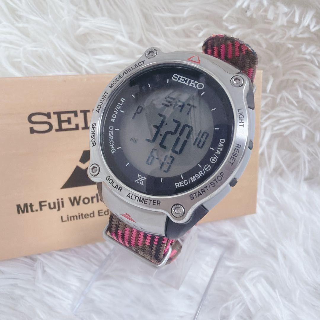 SEIKO Prospex SBEB037 Black Red Pink Gray Calendar Limited 45 mm Used Men Watch