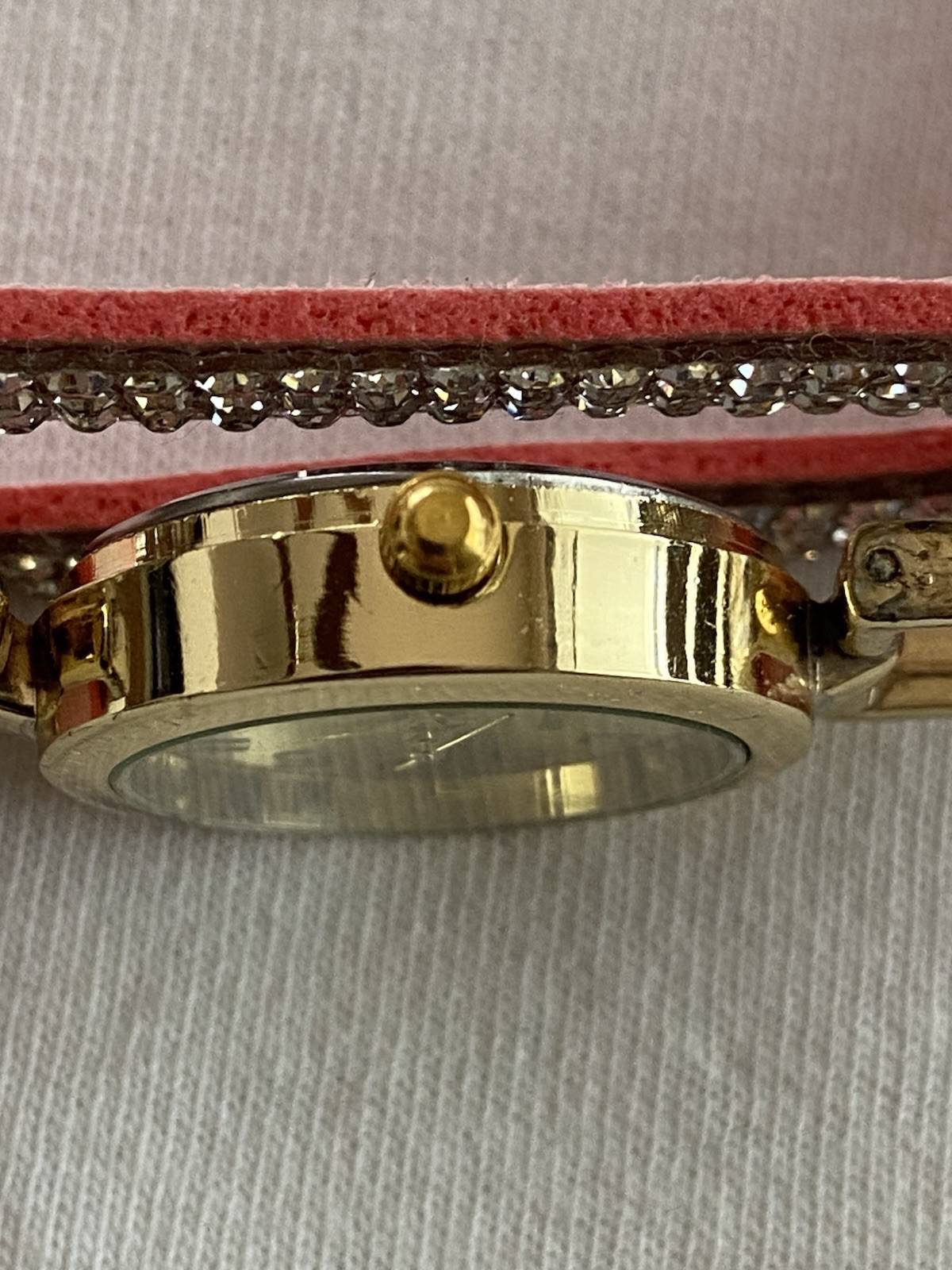 Vegan Suede Pink Goldtone Snap Close 3 Strands Rhinestone Watch New Battery #105