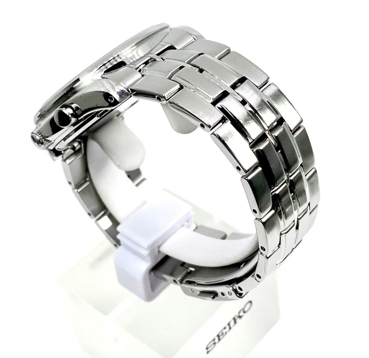 Seiko 7B22 Radio Solar Mens Watch Silver Dial Date Sapphire 10ATM Japan