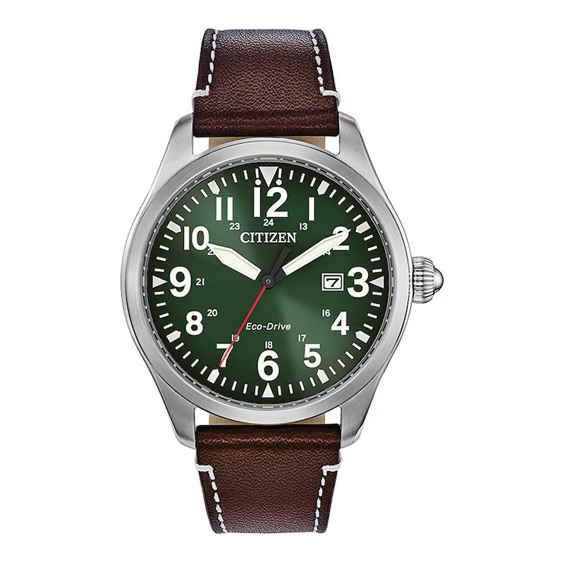 This CITIZEN Chandler Military men’s watch. 42 mm Green Eco-Drive New in box.