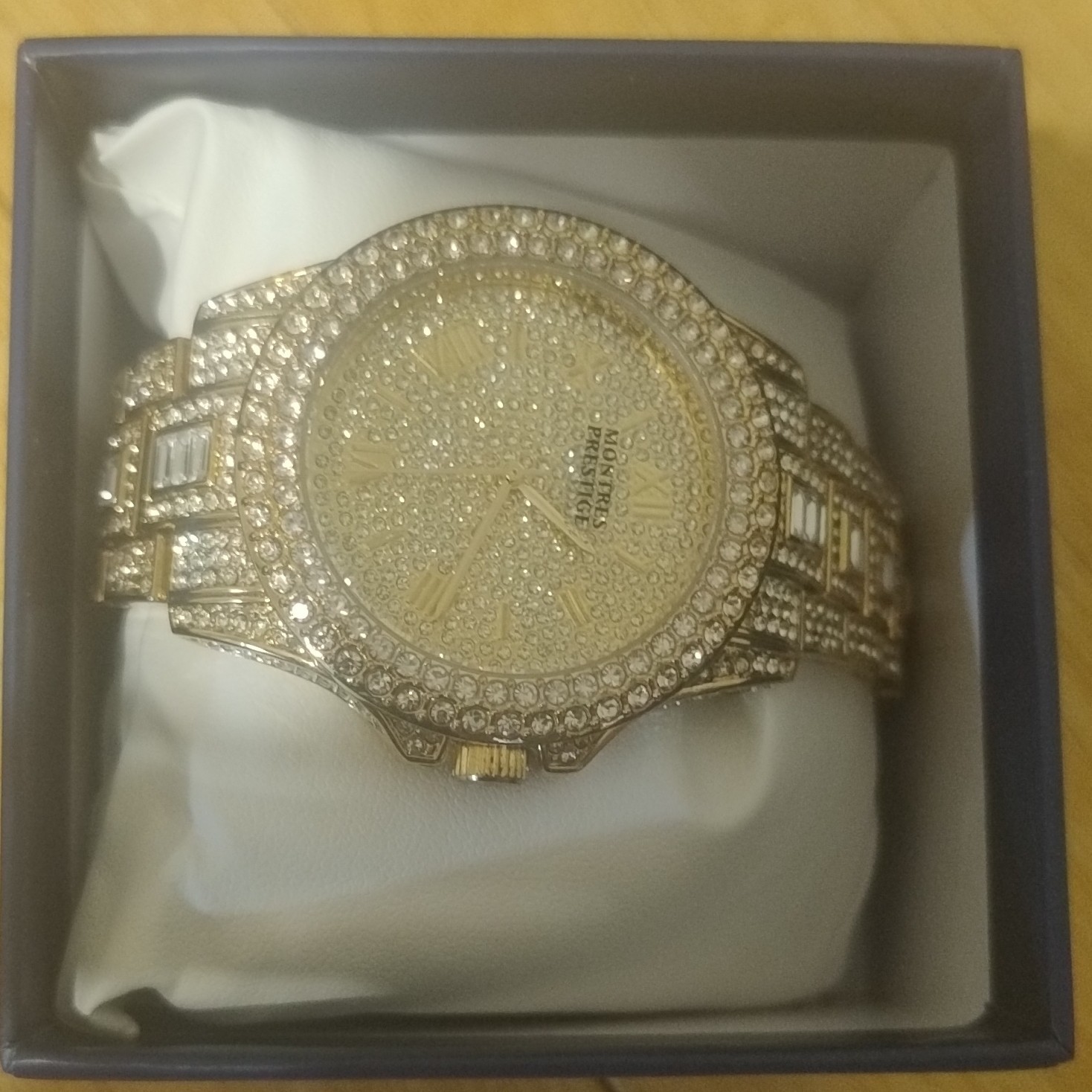 Montres Prestige Gold Gem-Set Luxury Wristwatch Diamond Pattern Dial in Box
