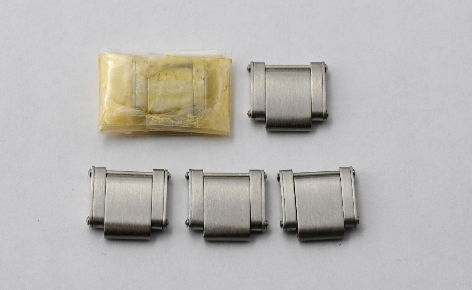 Genuine Rolex Expanding Link 7205 6635 11.5mm Riveted Part Brand New Unused