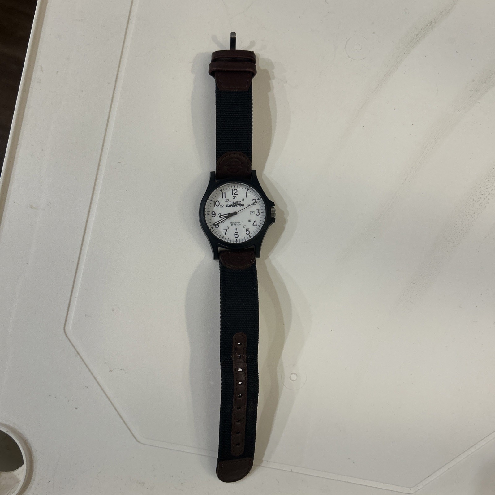 Timex Expedition Men TW4B8200 Field Indiglo Leather Quartz 42mm (Used)