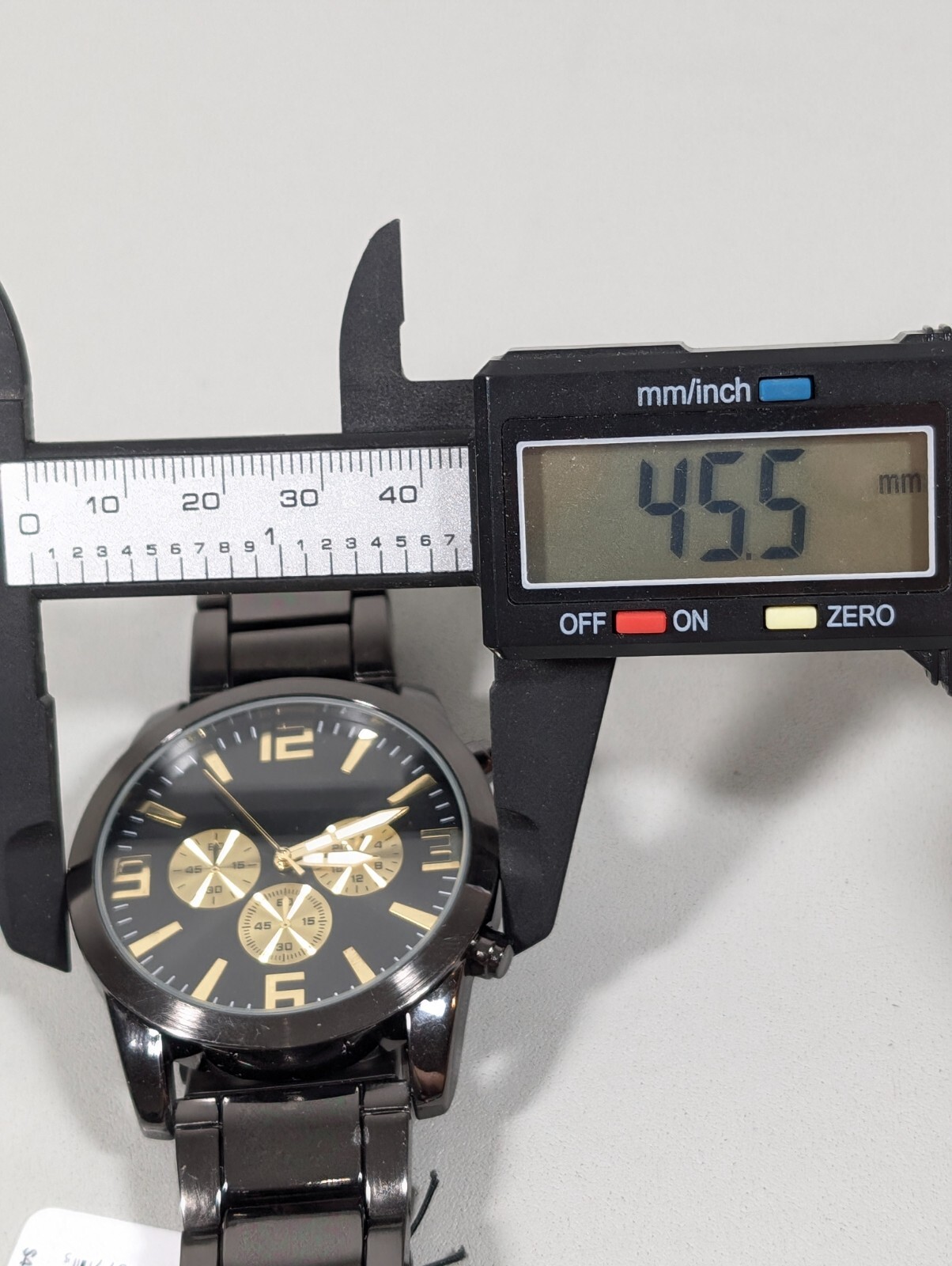 Folio Gunmetal Gray Black Large Dial 8.5 inch 45mm New Battery