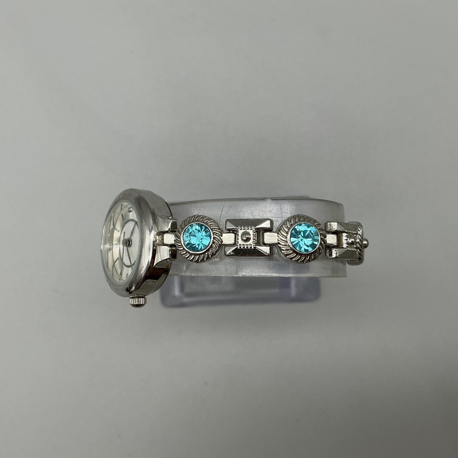 Allude Womens Watch 22mm Silver Tone Blue Crystals FMDAL629 New Battery 7.75″