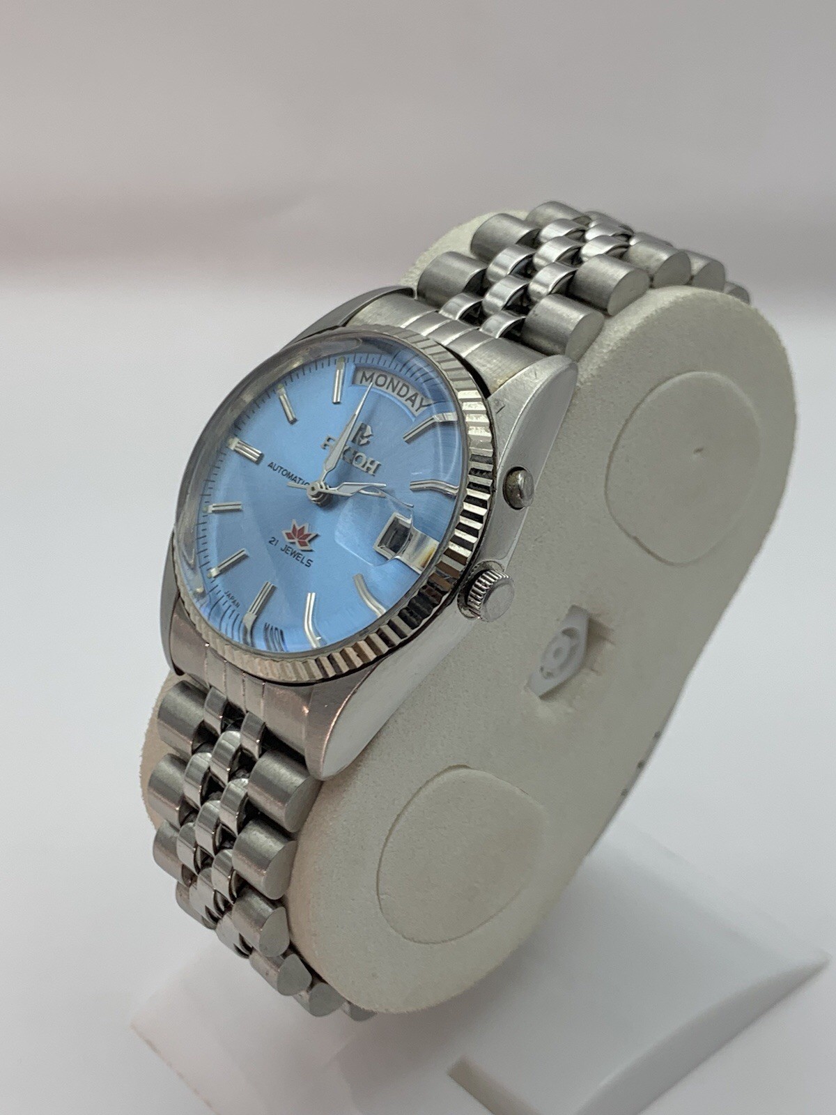 Ricoh President 061121 Automatic 21 Jewels Ice-Blue Dial Men’s Wristwatch Japan.