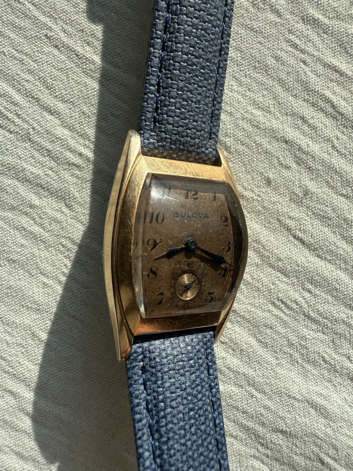 Vintage 1940s Bulova Tonneau 14k Rose Gold Fill Copper Dial Mechanical Watch