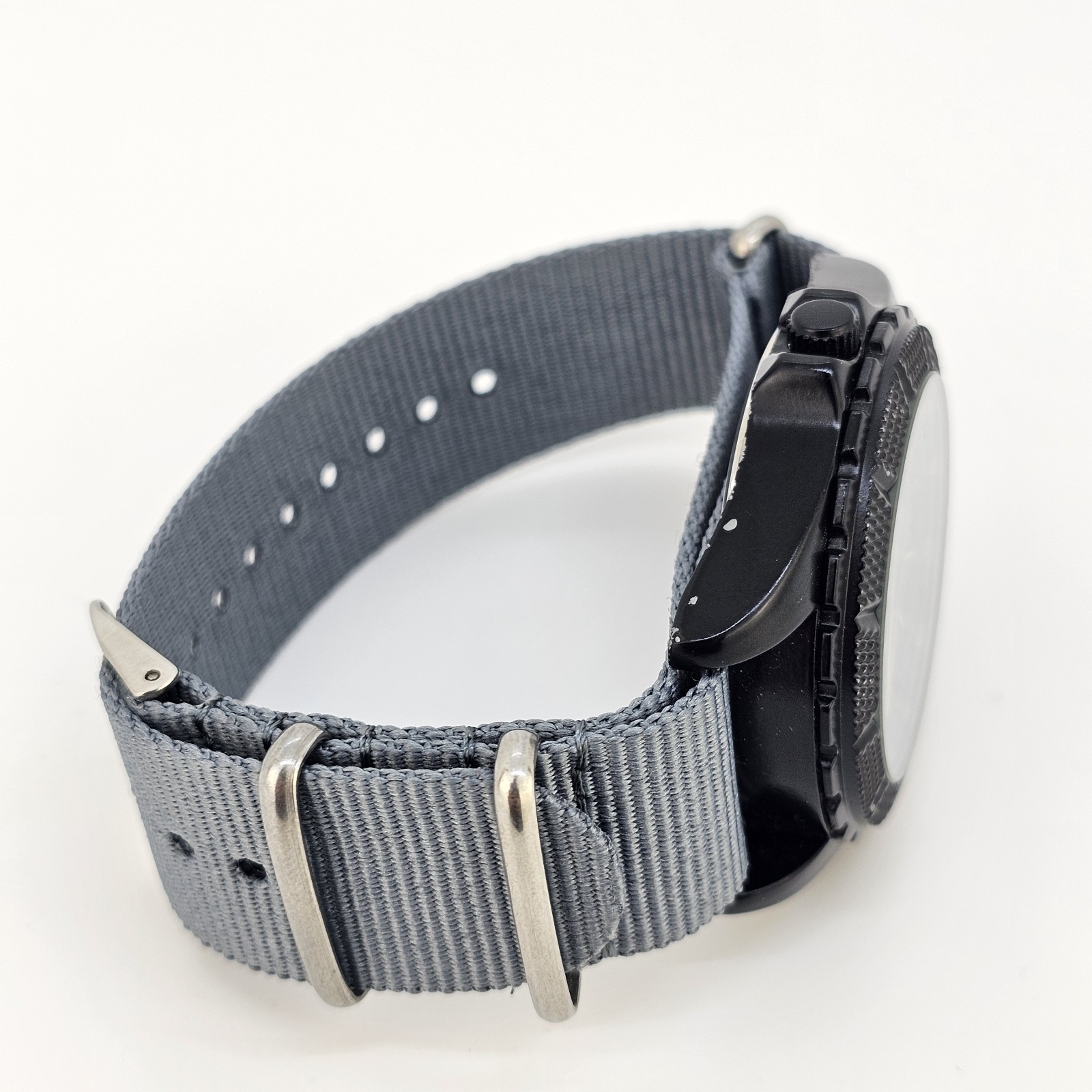 Men’s Watch 44MM Blue Dial New Gray Nylon Band New Battery