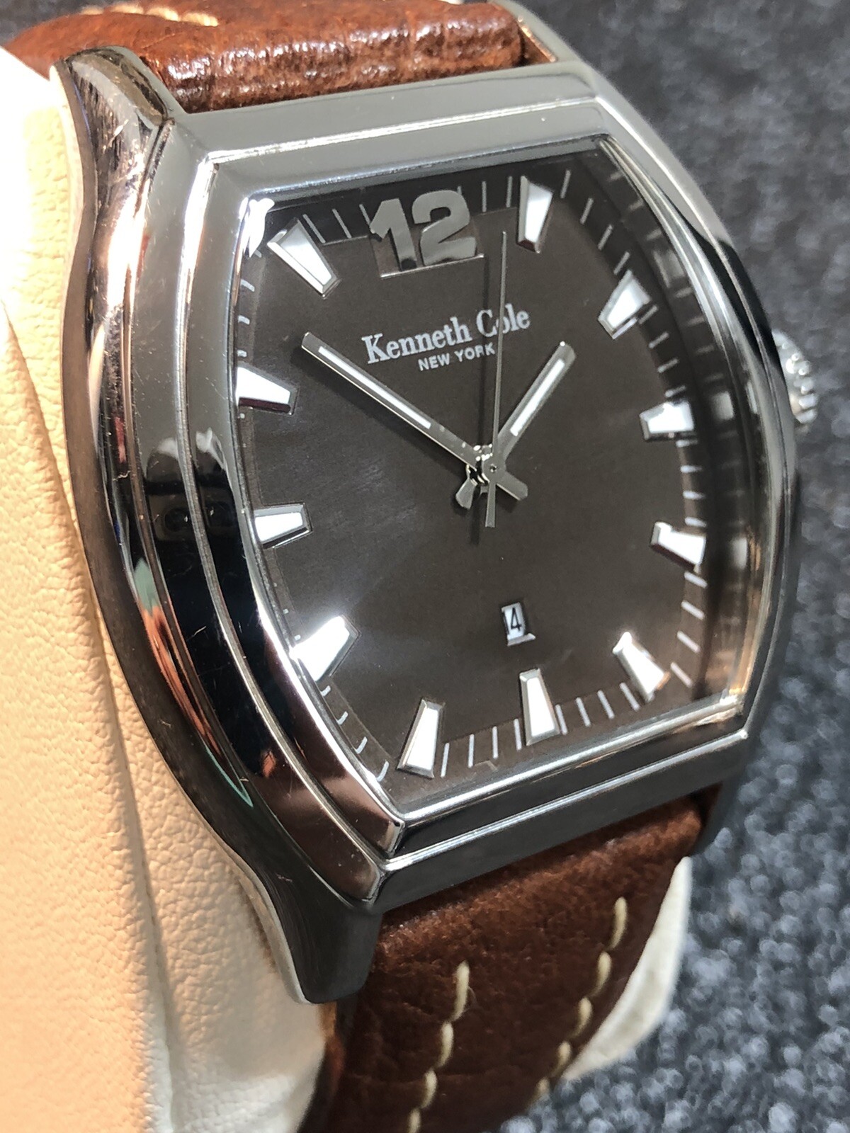Kenneth Cole Men’s Watch Barrel/Tonneau Shape Bronze Tone Dial 43mm New Battery