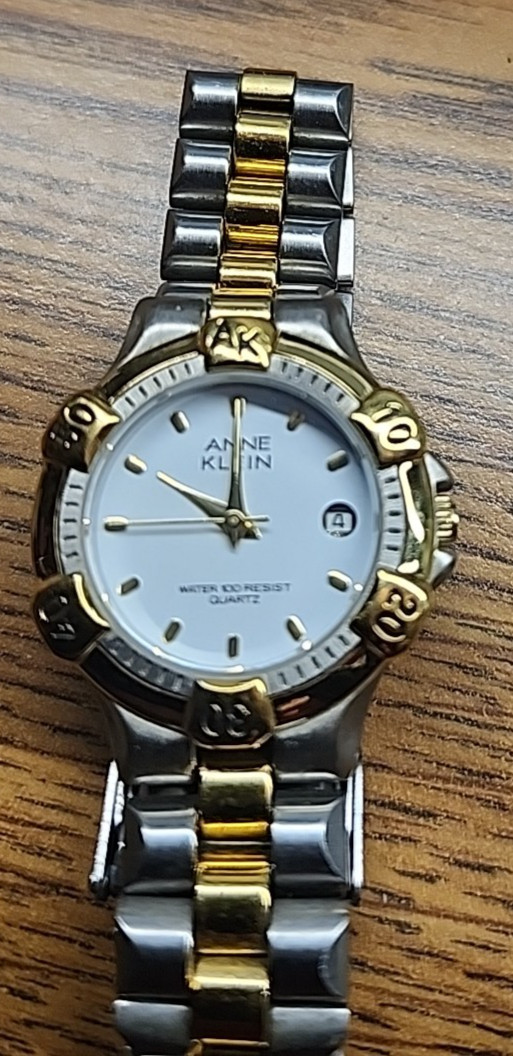 ANNE KLEIN 2 TONE LADIES GOLD FACE DATE WATCH 2 TONE BRACELET BAND UNTESTED