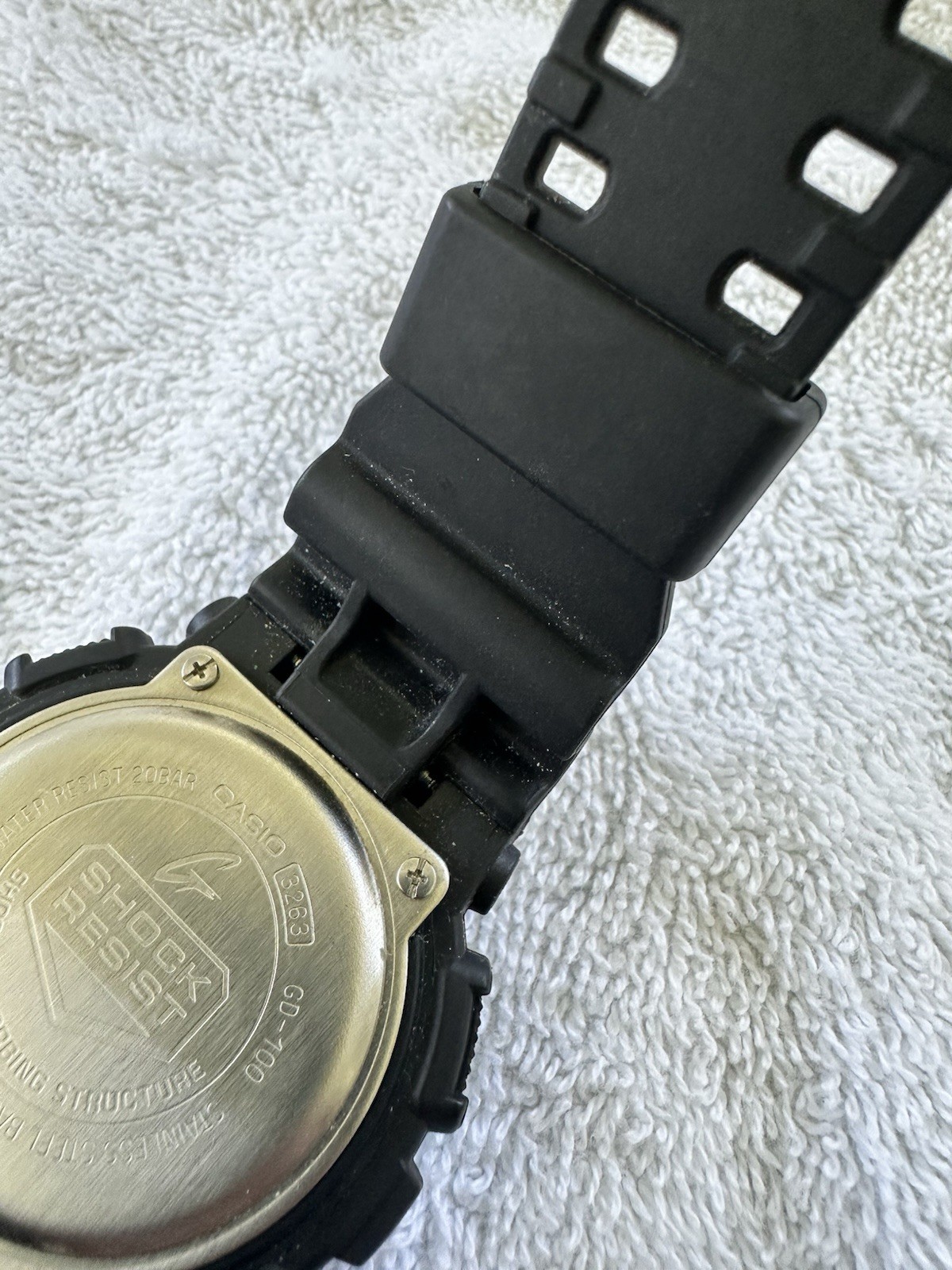 Casio G-SHOCK GD-100 Digital Men’s Wristwatch Black Quartz 200m Shock-Resistant