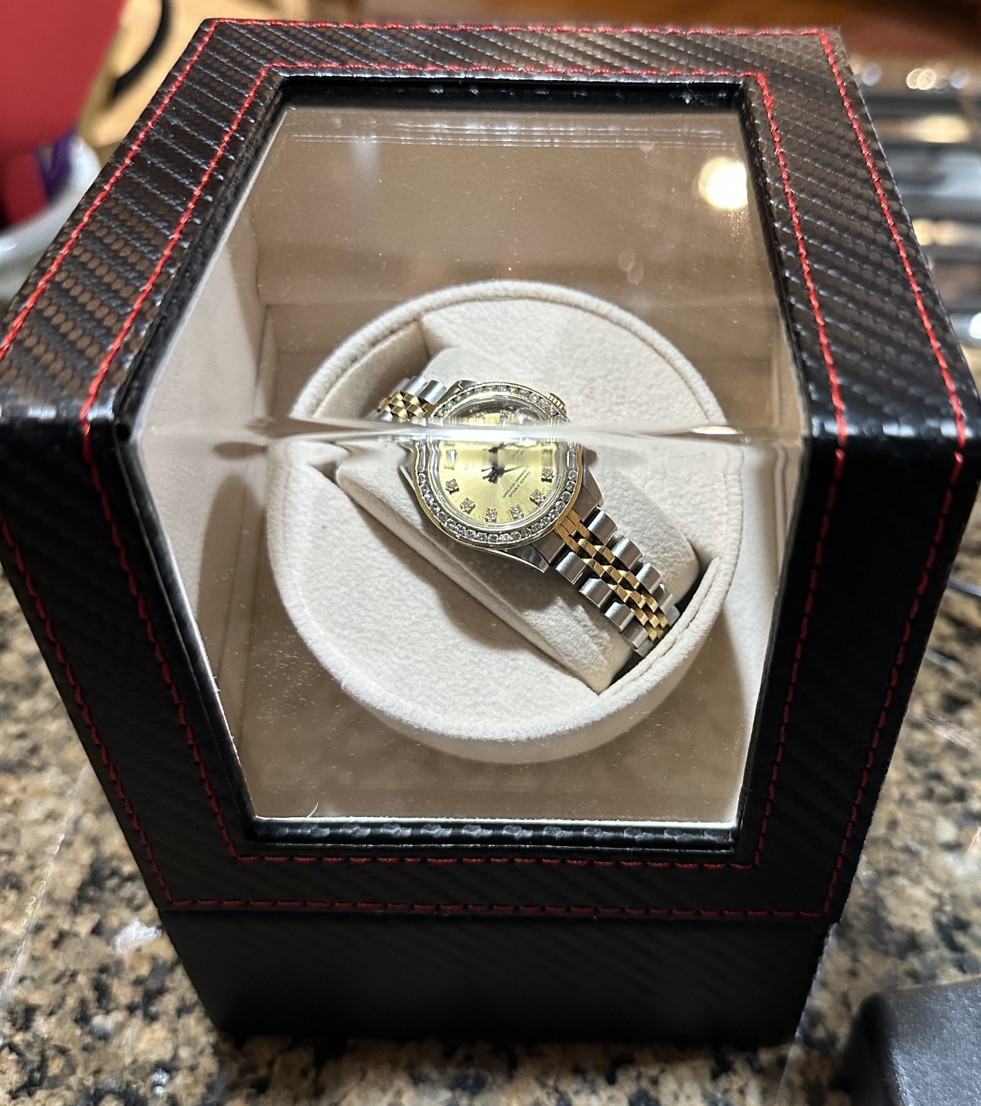 ladies rolex watch diamond dial and bezel
