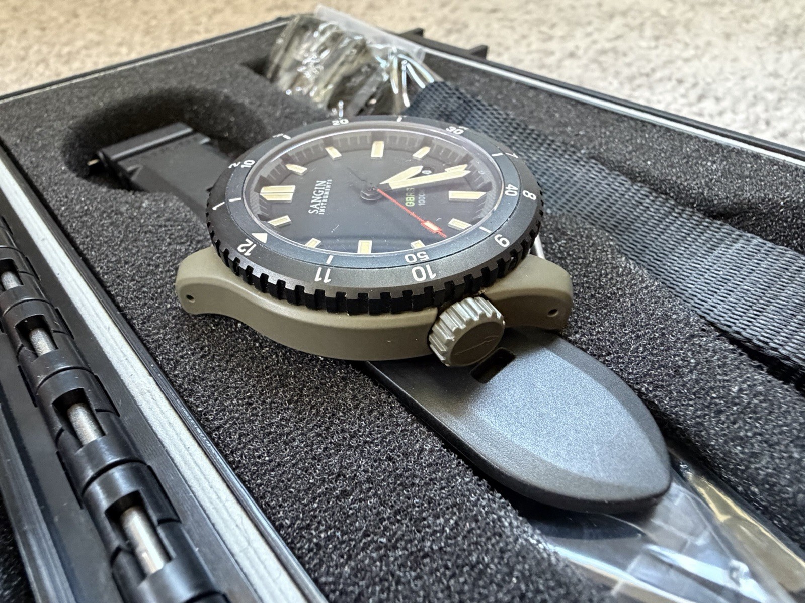 SANGIN INSTRUMENTS GBRS KINETIC II Ti V2 WATCH FDE Coyote Tan TITANIUM