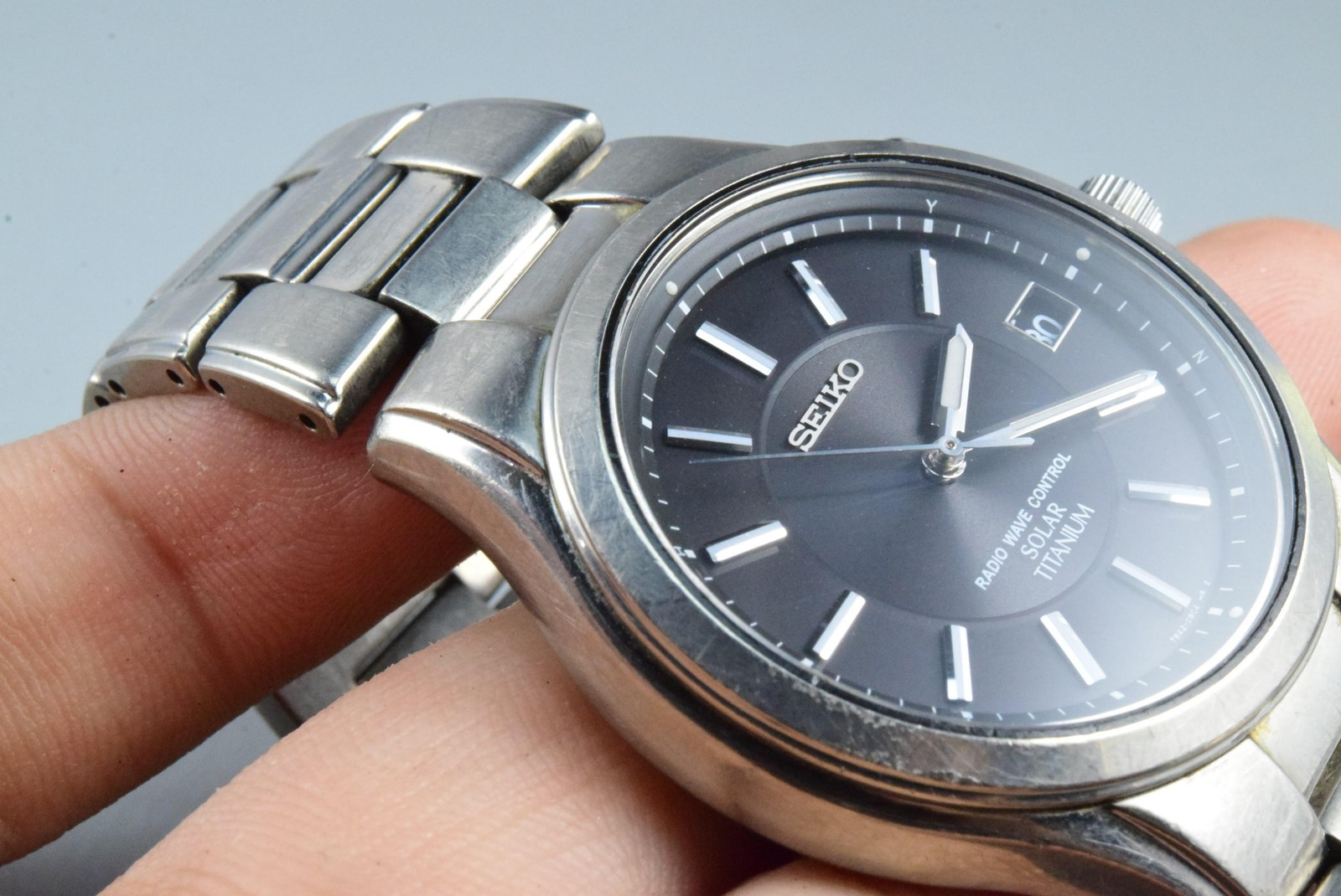 Vintage watch Seiko Solar Titanium 7B42-0AN0 Black Men Quartz Round 42mm