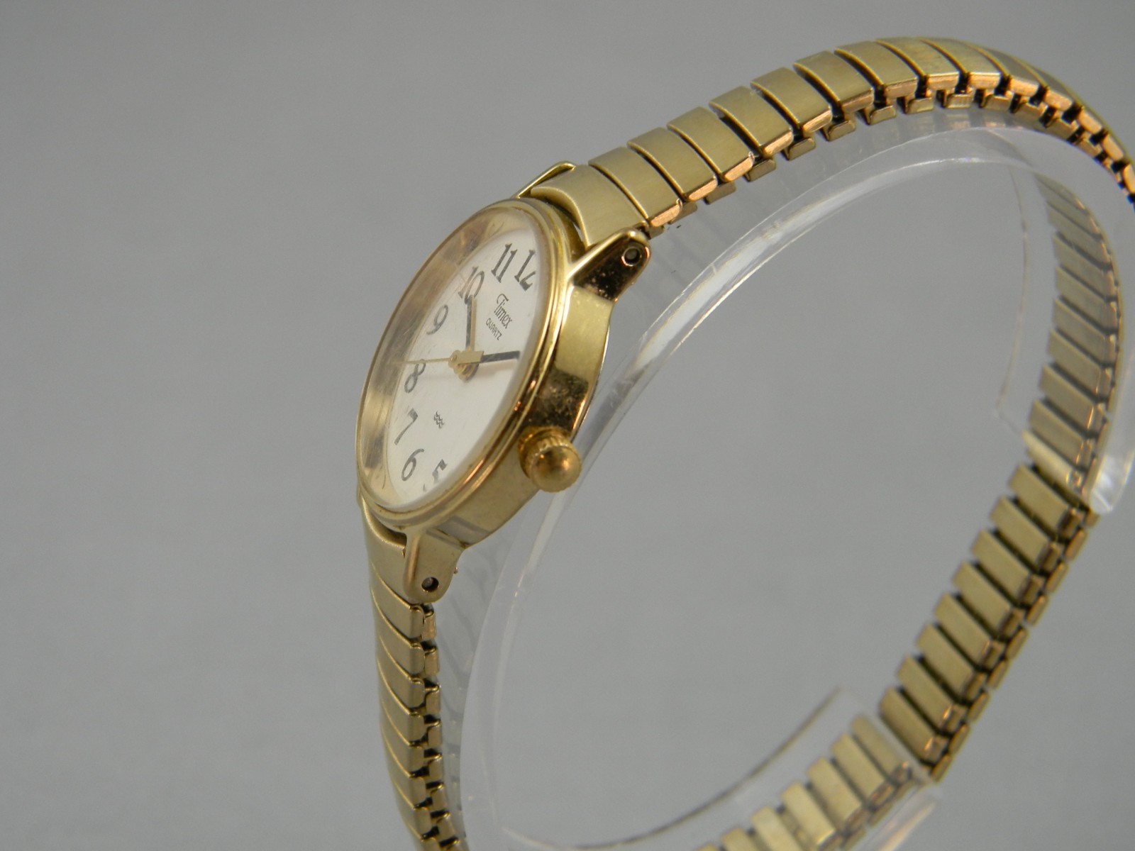 Timex Watch Women Easy Reader 23mm Gold Tone Stretch Band New Battery 6.25+