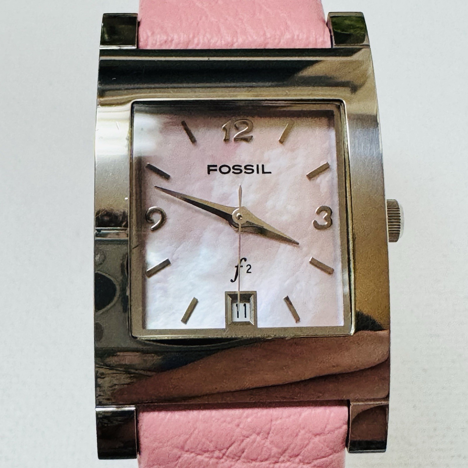 Vintage Fossil f2 Mother Of Pearl Women’s Tank Watch Date Silver Leather ES-9757