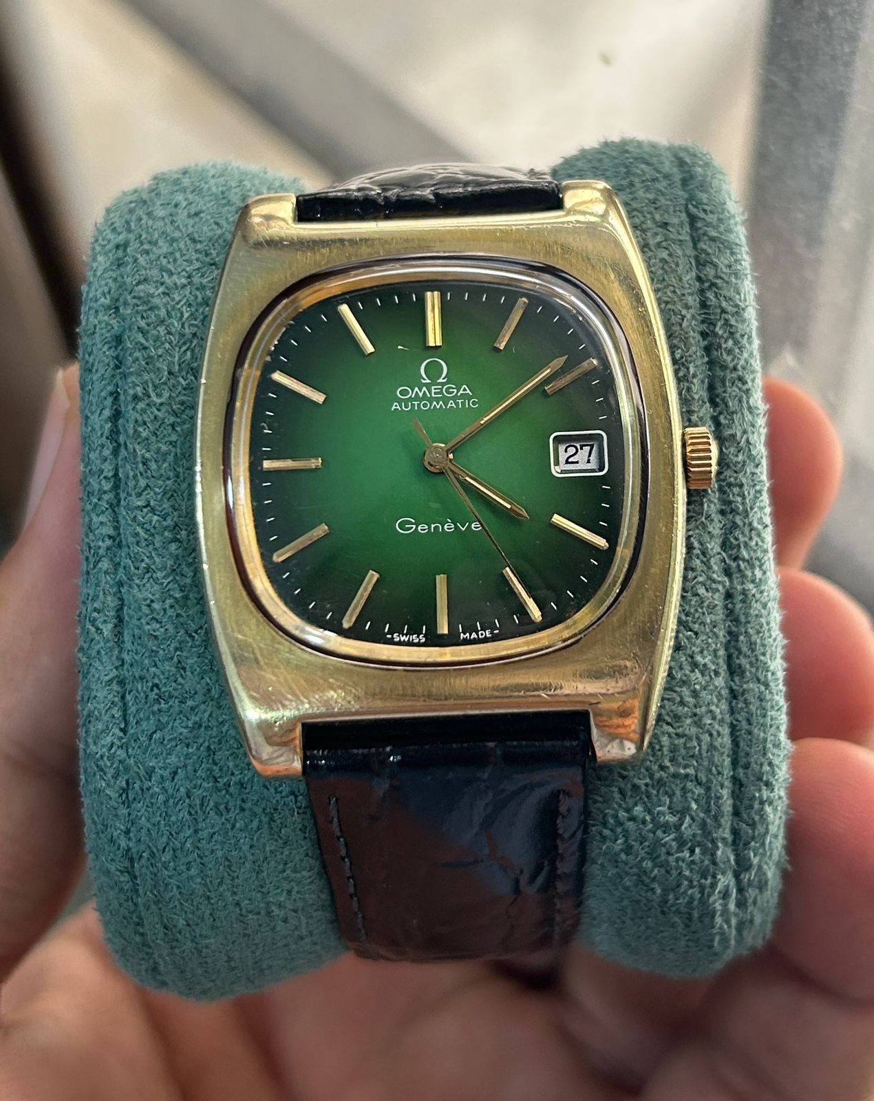 Vintage Omega Genève Automatic Green Dial 166.0190 Gold Plated 1970s Swiss Watch