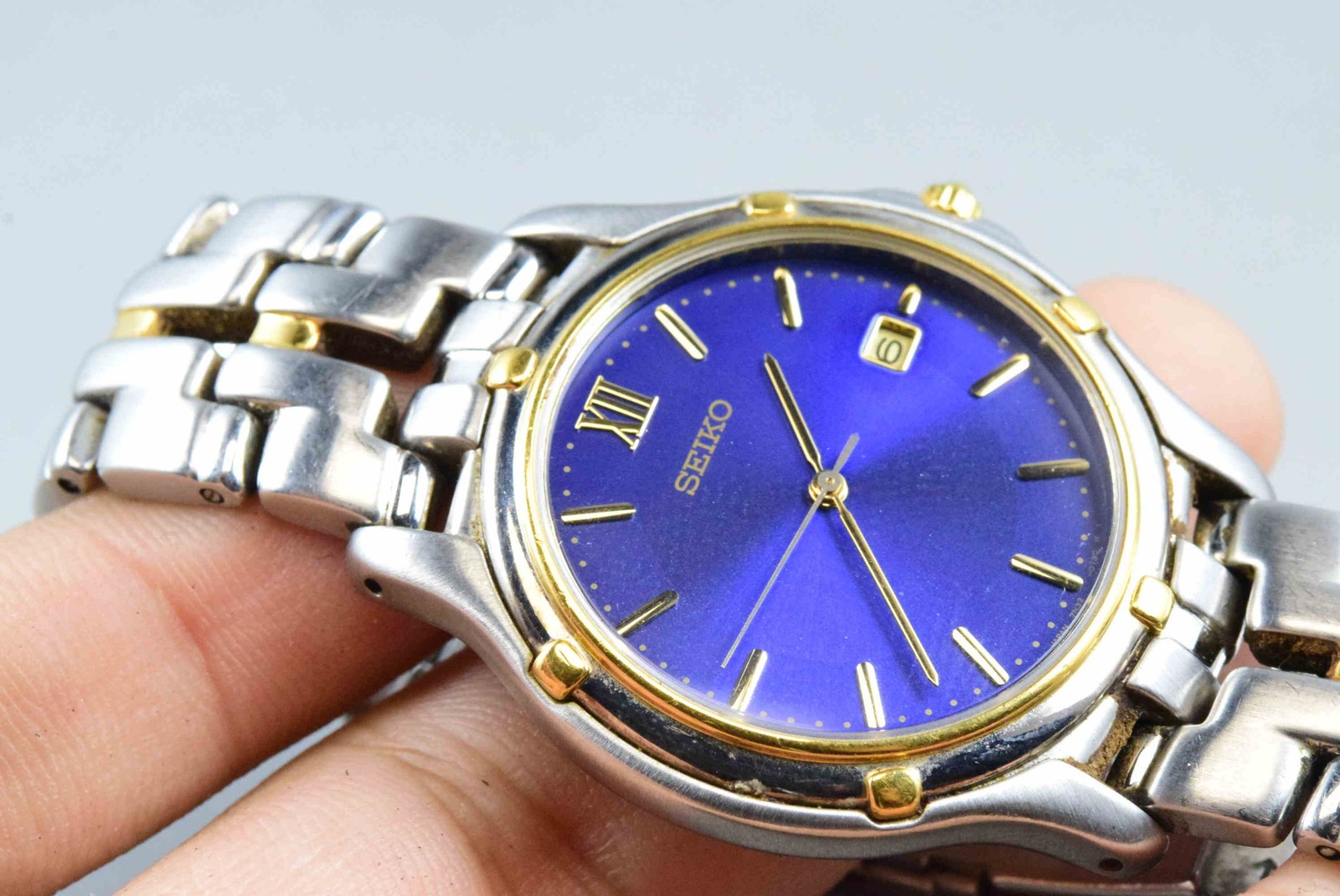 Vintage watch Seiko 7N32-0100 Blue Men Quartz Round 38mm