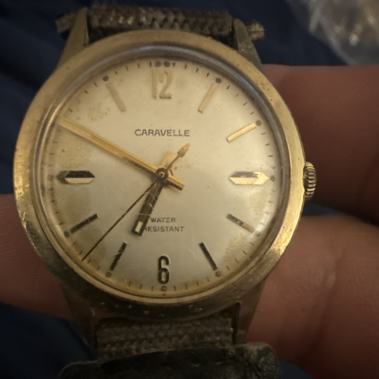 Caravelle Vintage Manual Mechanical Watch 17 Jewels Silver Dial Gold tone Case