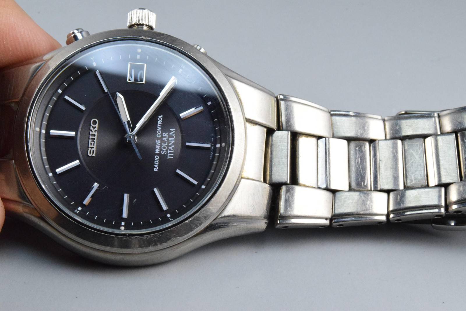Vintage watch Seiko Solar Titanium 7B42-0AN0 Black Men Quartz Round 42mm