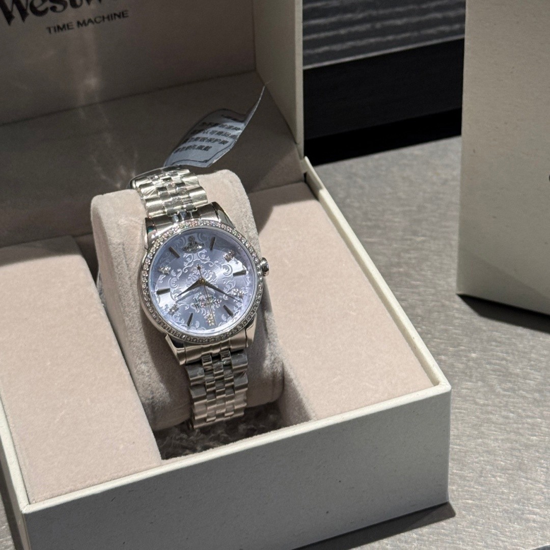 Vivienne Embossed White & Silver Bracelet Watch Women’s Quartz Watch