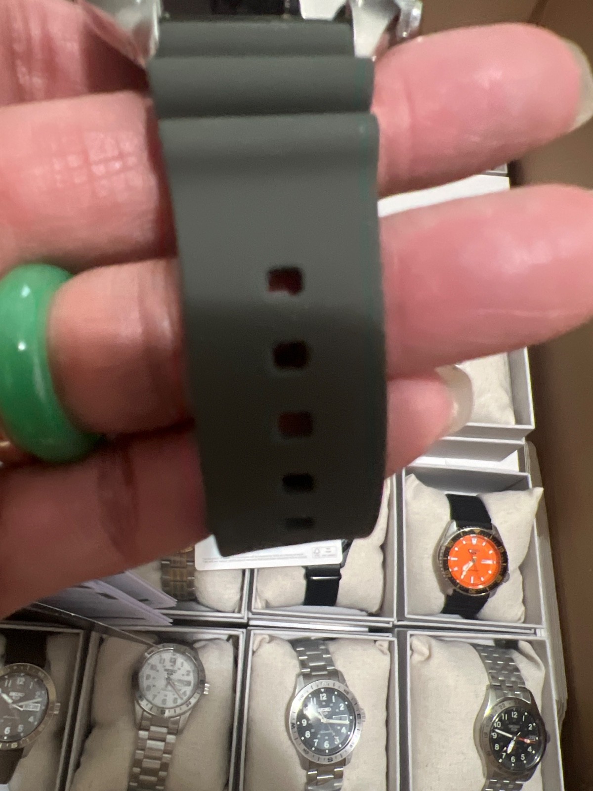 authentic Seiko Prospex Olive Green Men’s Watch🔥SRPE05 Made In Japan 🇯🇵 OMG!