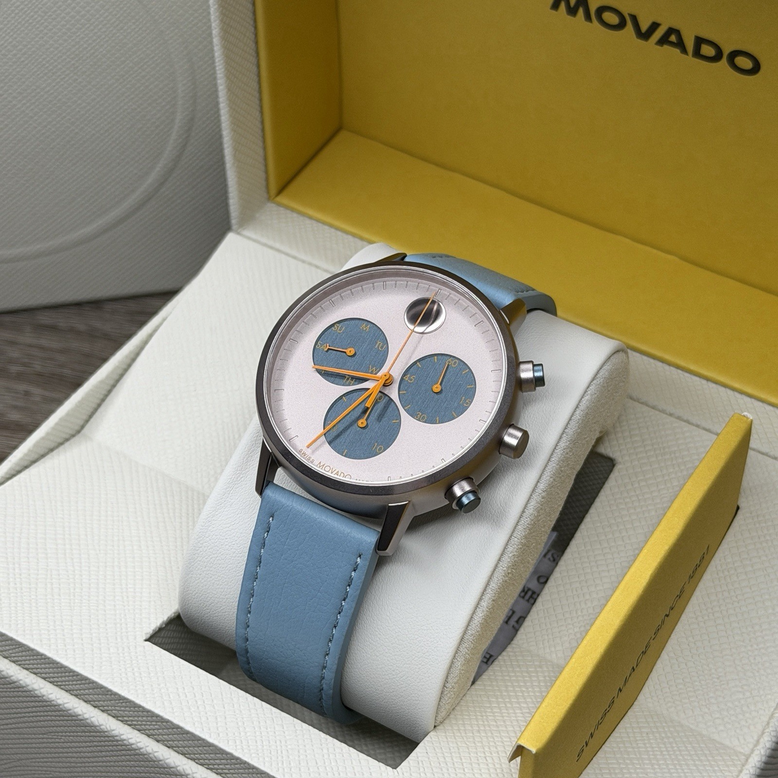 NEW✅SWISS✅ Movado FACE Silver Dial Blue Leather Chrono Aluminum Watch 3640148