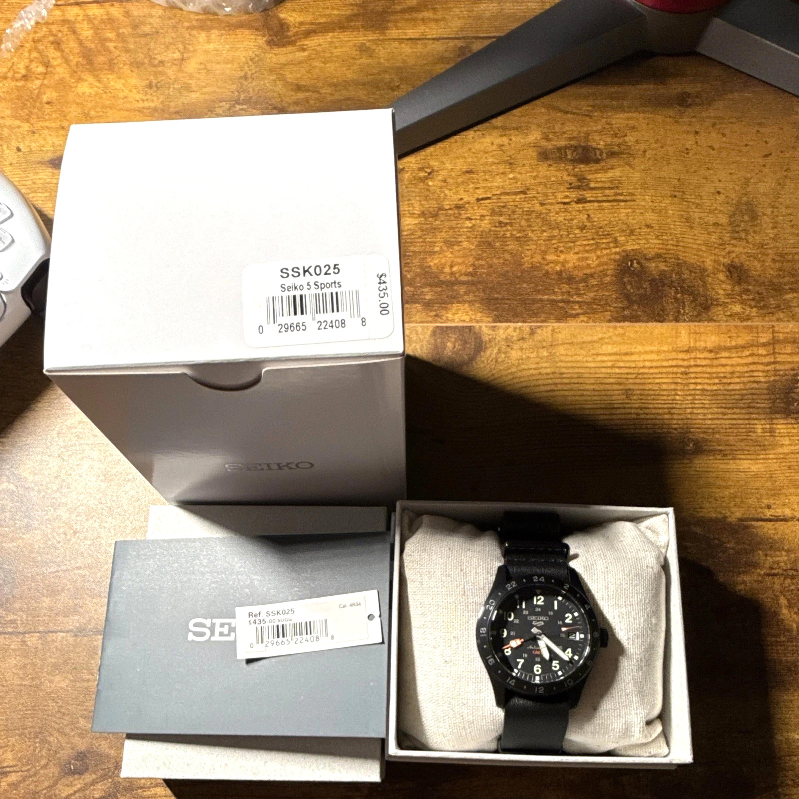 Seiko 5 Sports GMT SSK025 Men’s Automatic Black Dial Leather Nato Strap Watch