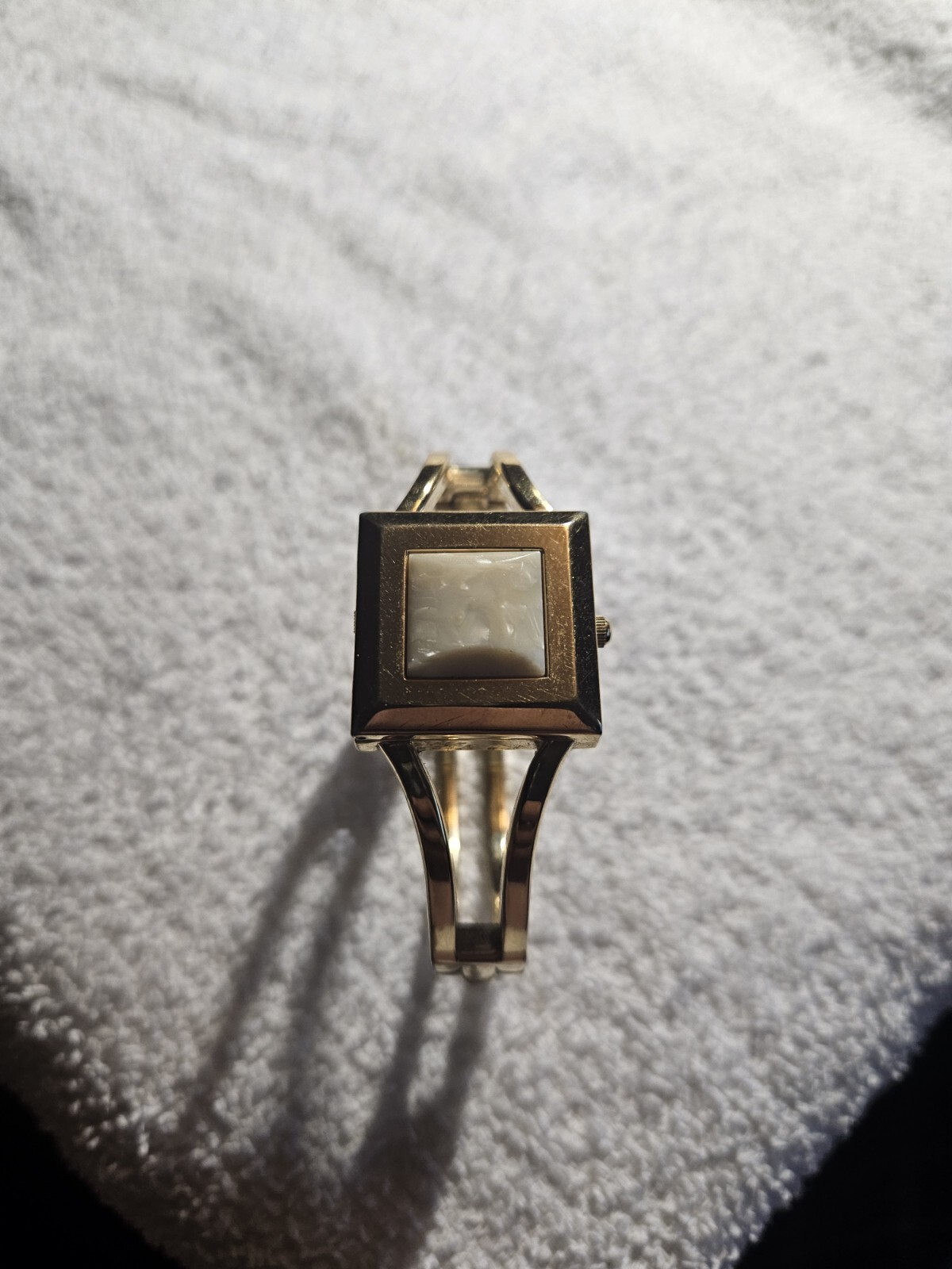 vintage ladies closed face watch gold toned with new battery