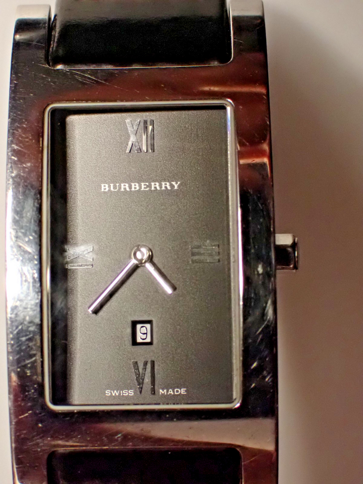 BURBERRY BU1012 Swiss Made Rectangular Unisex Wristwatch