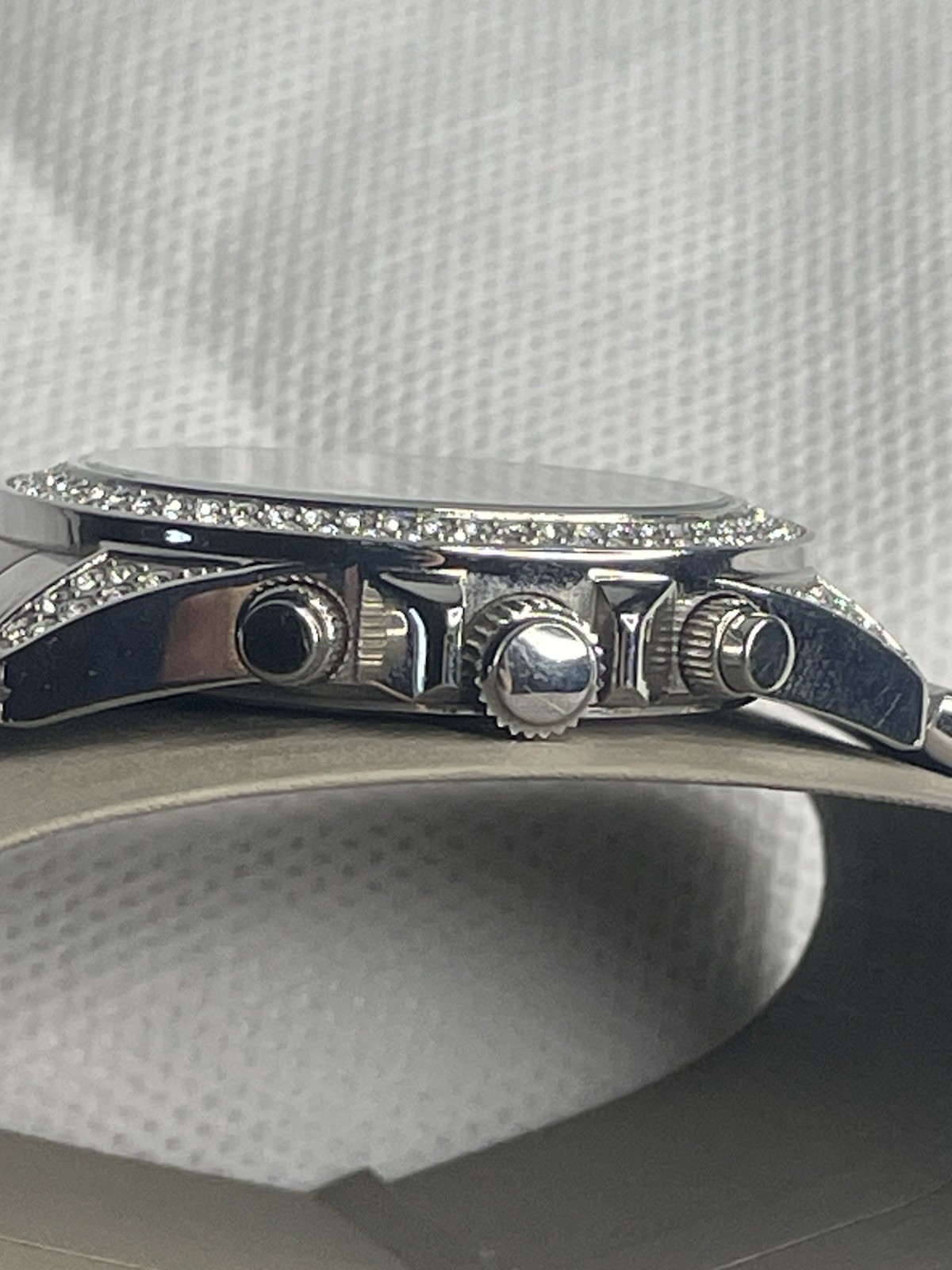 Vintage Express Chrono Date Crystals Bezel Watch Silver White FMDEX1405 IF194