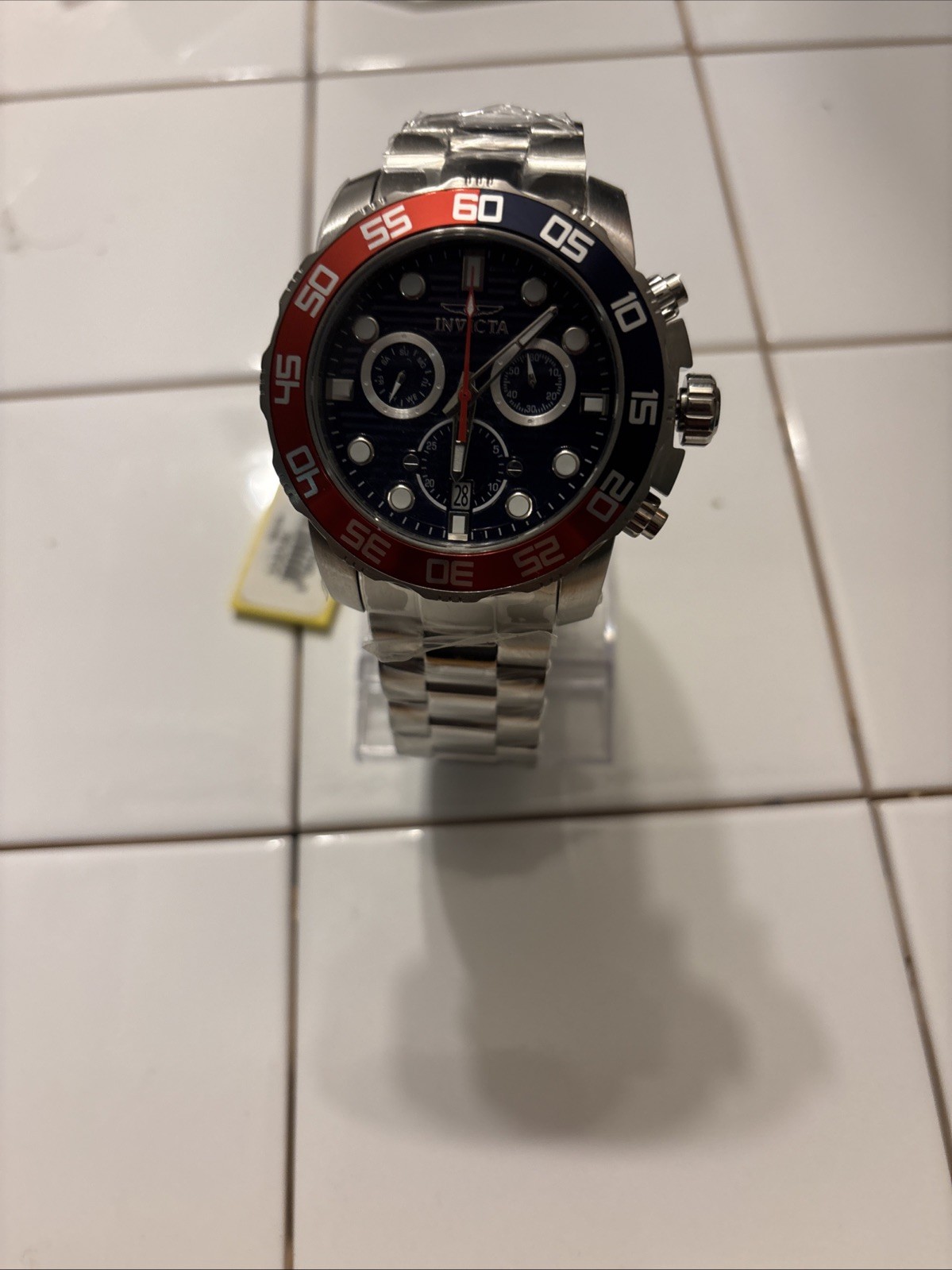 Invicta Pro Diver SCUBA Swiss Ronda Z60 Caliber Men’s Watch – 50mm, Steel (33298
