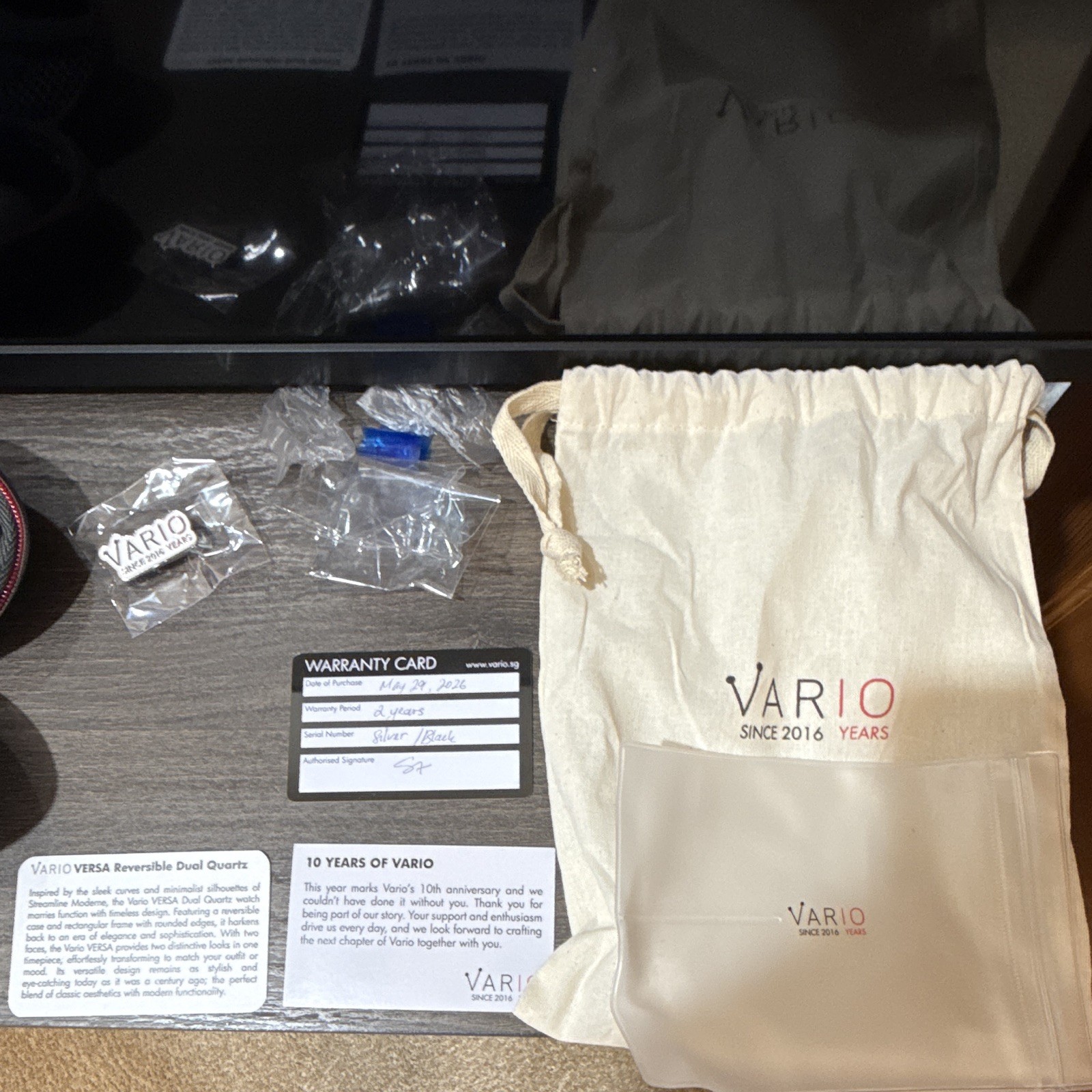 VARIO Versa Reversible Quartz Rectangle Watch Silver and Black w/ Box Papers