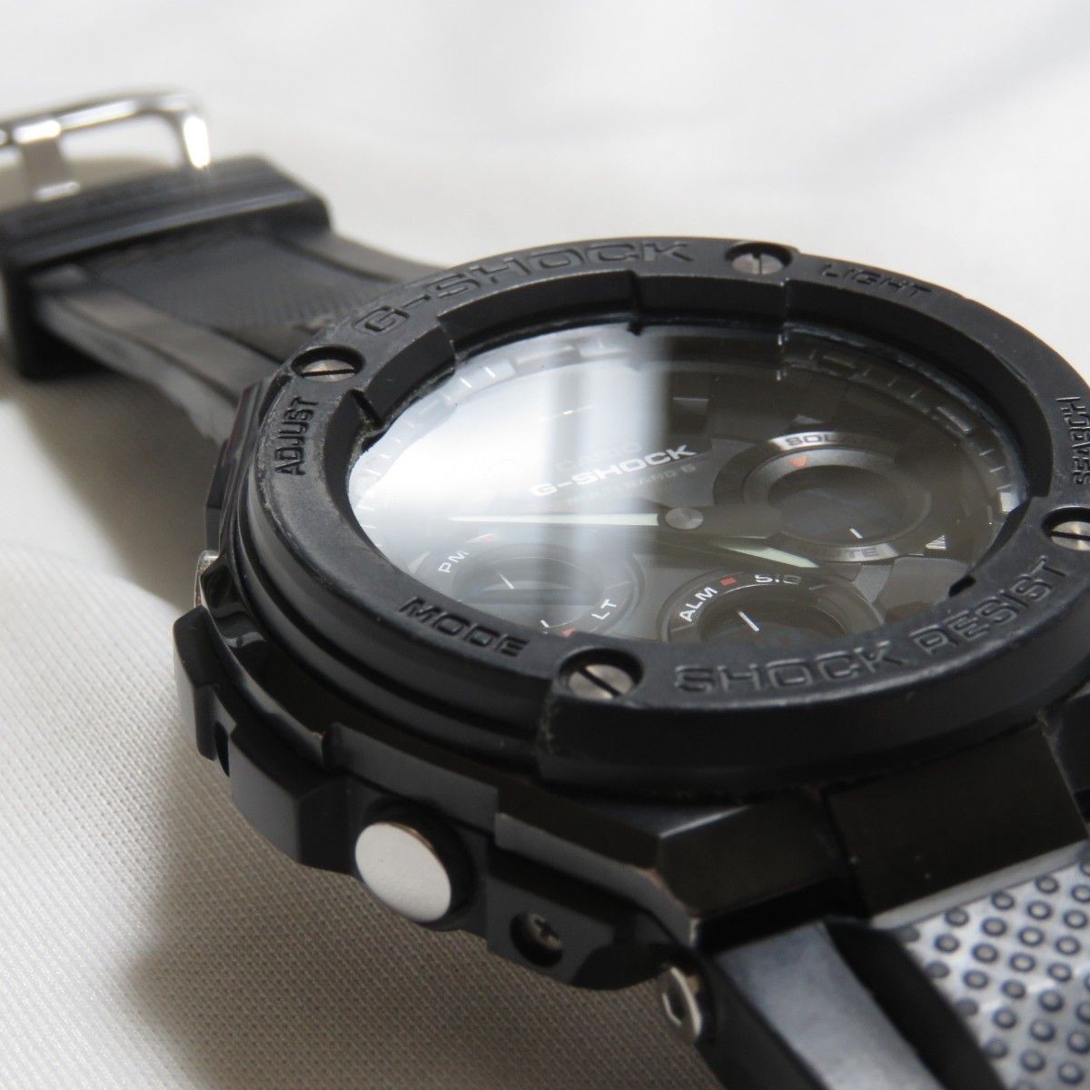 CASIO G SHOCK GST W100G 1BJF