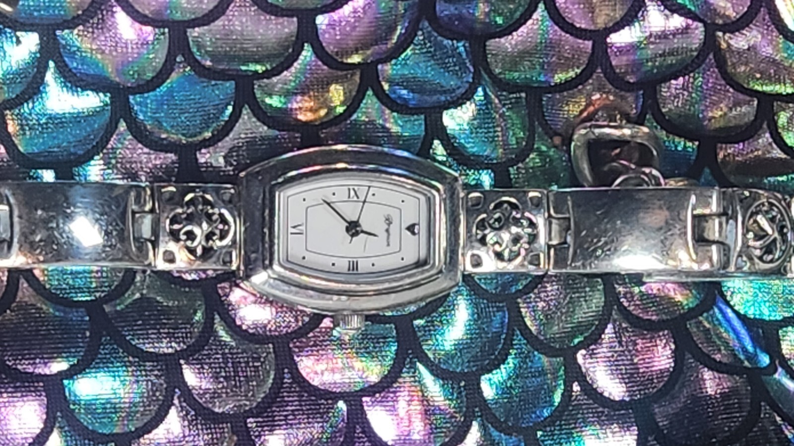 Brighton Watch Silver Tribeca Toggle Clasp Adjustable Band, New Battery Ladies