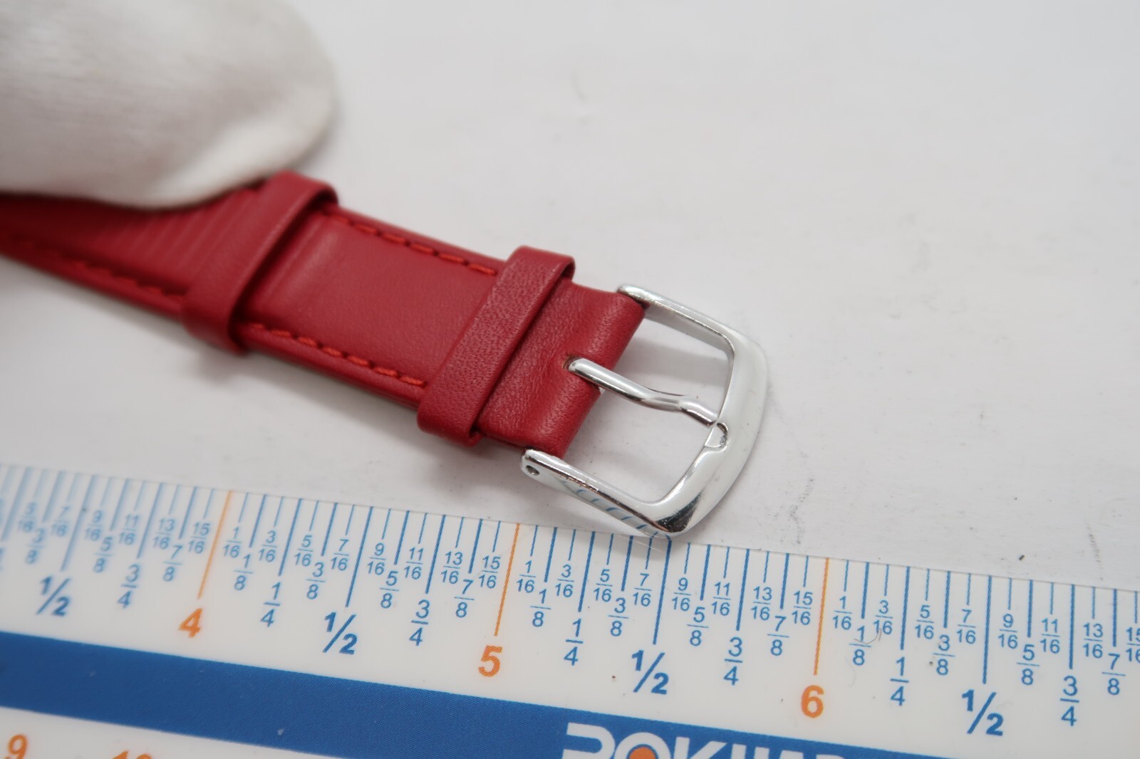 NASA, Space “Challenger 7”, RARE UNISEX Red Leather Band QZ CHARACTER WATCH,165