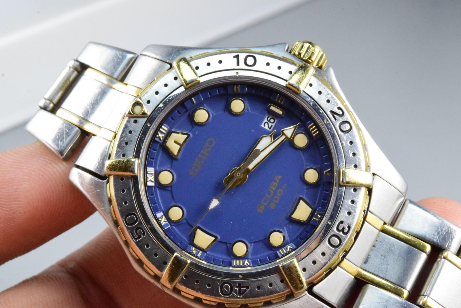 Vintage watch Seiko Scuba 200 7N35-6060 Blue Men Quartz Round 42mm