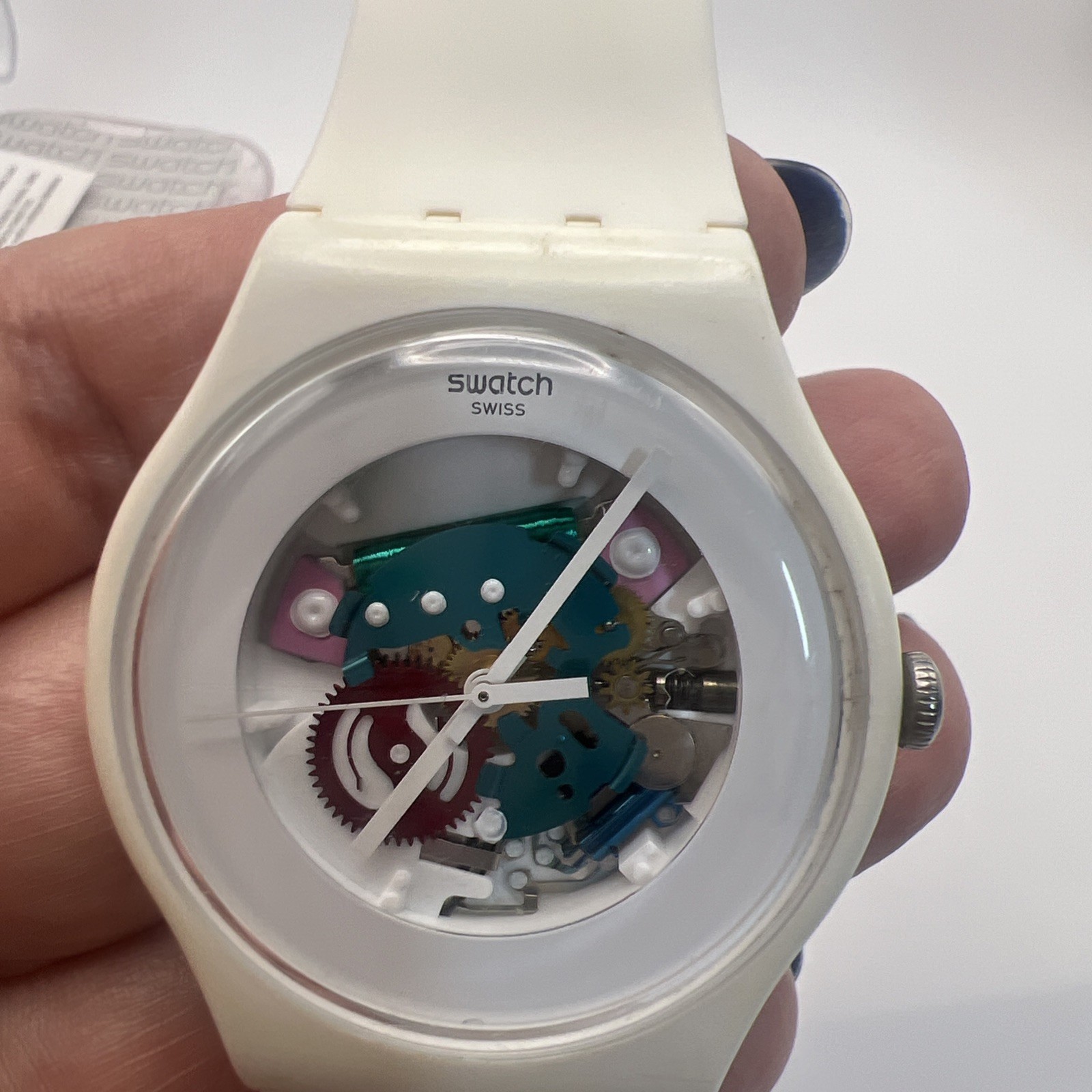 Swatch WHITE LACQUERED Skeleton SUOW100 2012 42mm Watch w/Case Papers Receipt