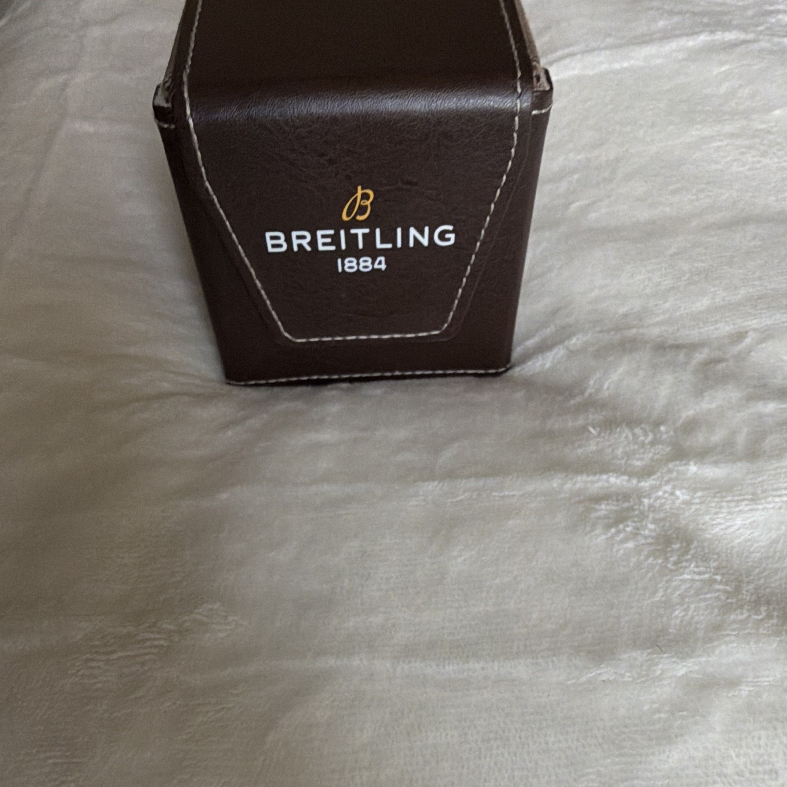 Breitling Avenger Men’s Auto Blue Dial Date 42mm 300m SS Bracelet Box Papers