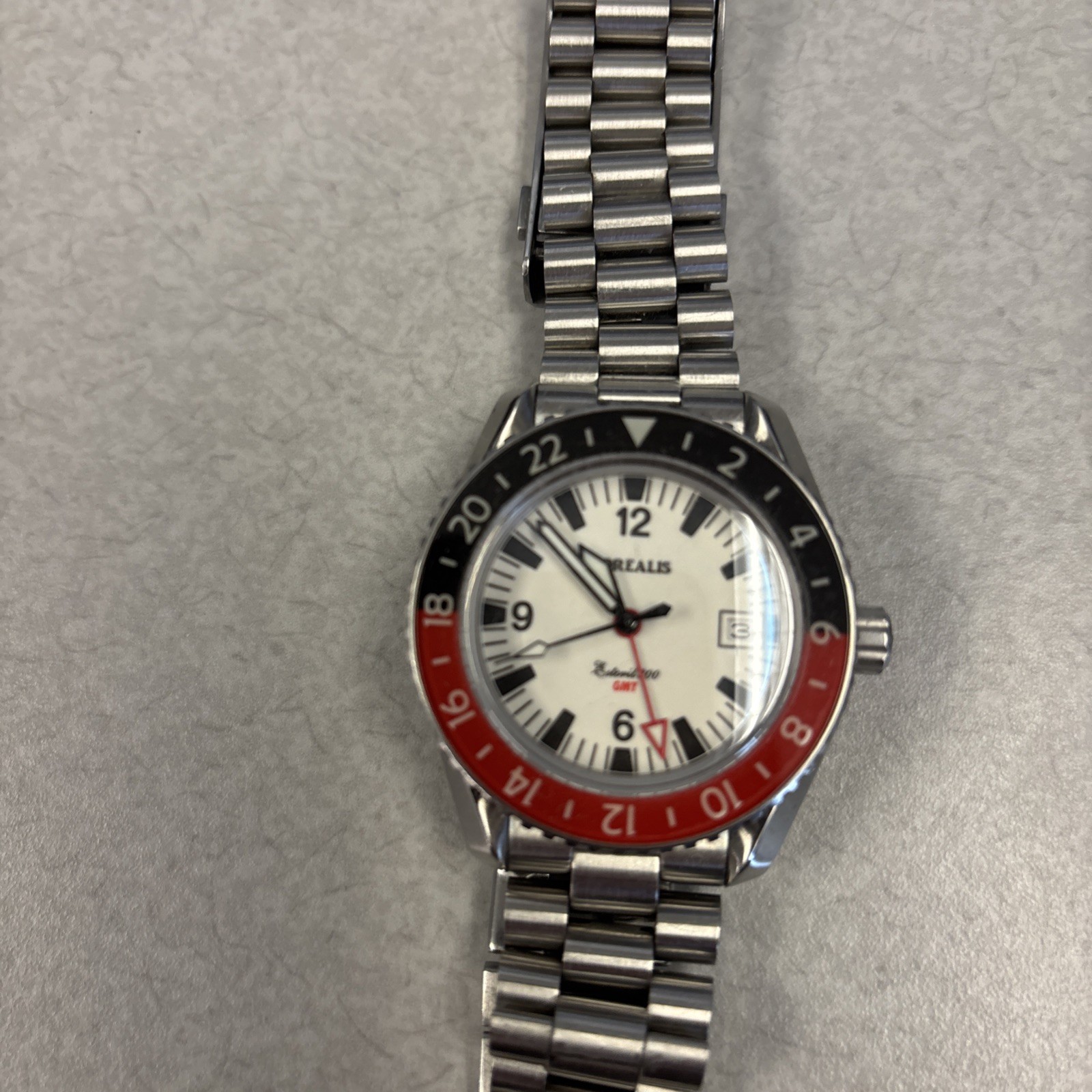 Borealis Estoril 300 GMT Miyota 9075 True GMT function