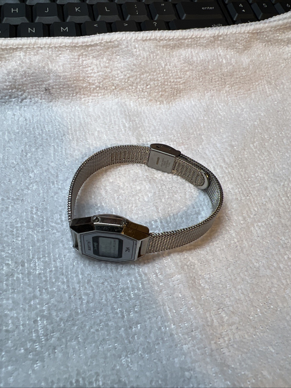 Vintage Novus Electronics Digital Quartz Alarm Watch New Battery ***Working***