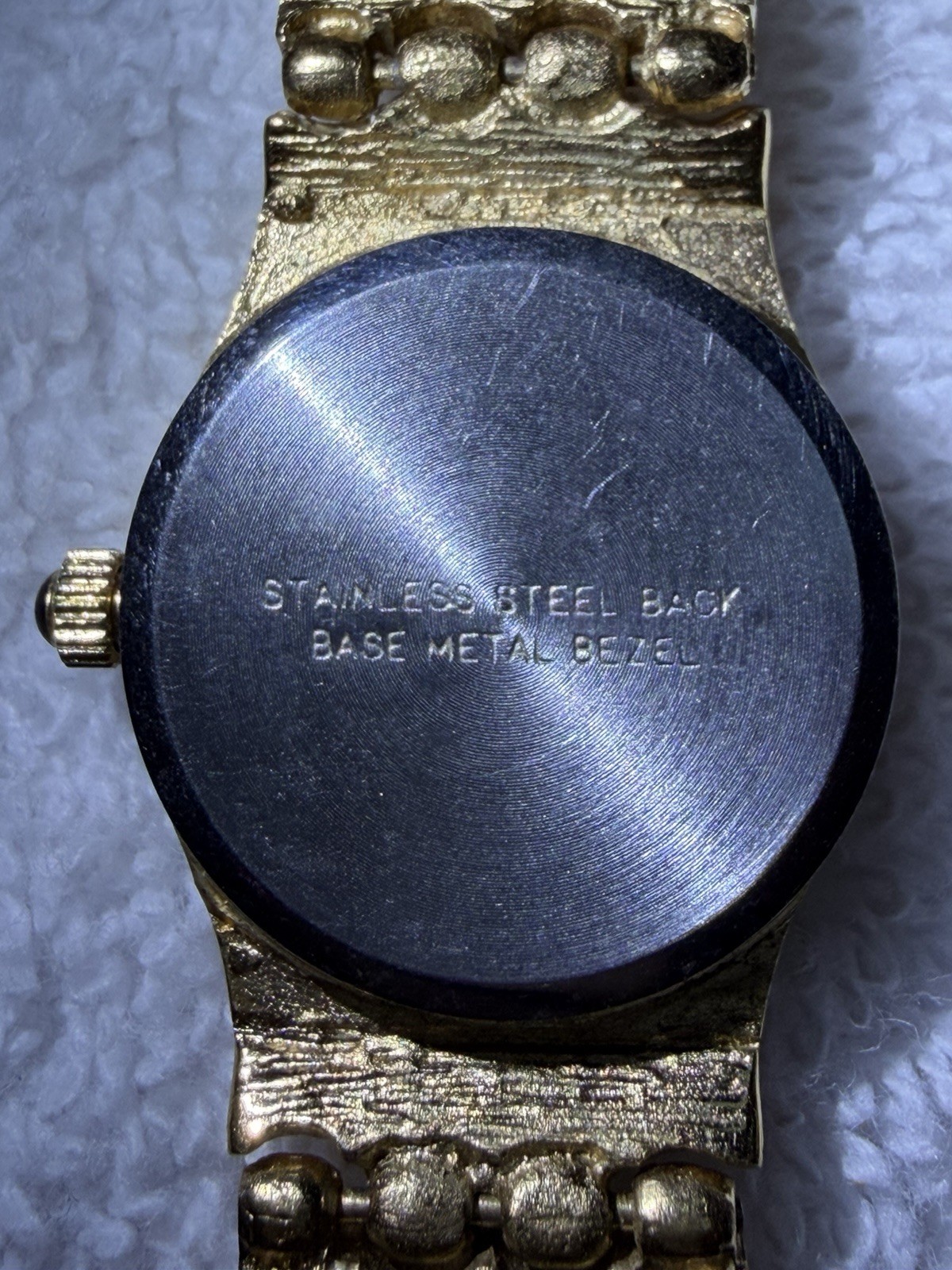 Vintage Dufonte Japan Movement Quartz Watch Gold Tone Textured Bracelet Black