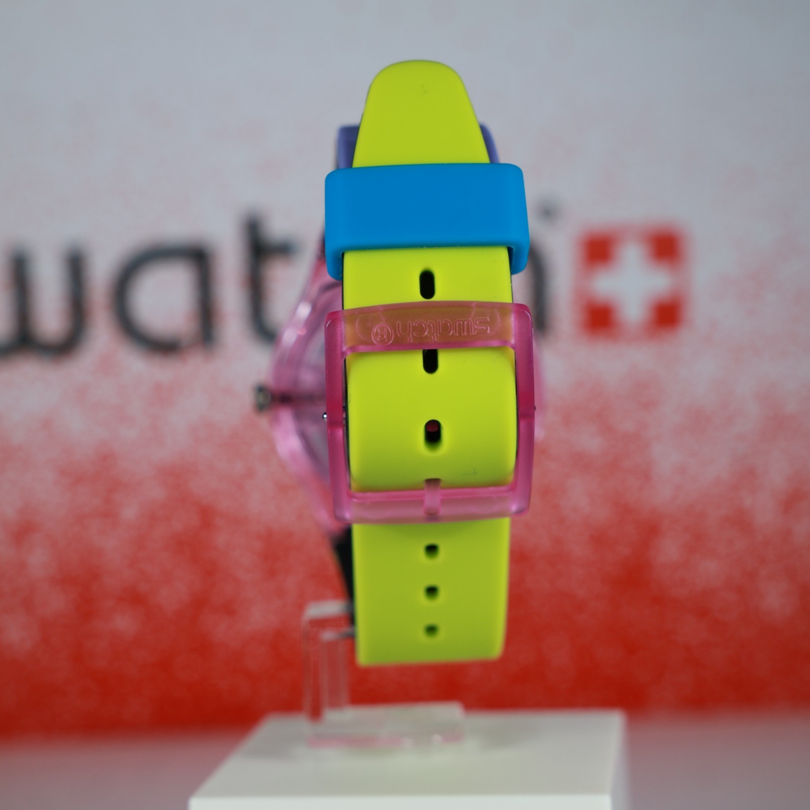 Swatch Swiss Made GP143 34MM Circle in Circle Pink Green Light Purple Circle Spo