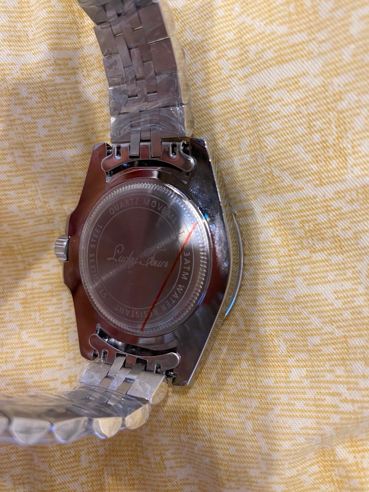 Lucky Fours Quartz Watch Black Dial Date Red/Black 24-Hr Bezel (Imperial)
